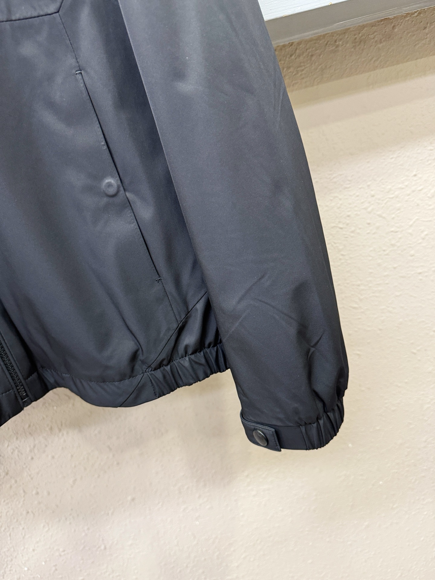 Ermenegildo Zeg*a杰*亚 2025秋冬新款夹克外套，原单狠货 意大利进口面料时尚夹克外套