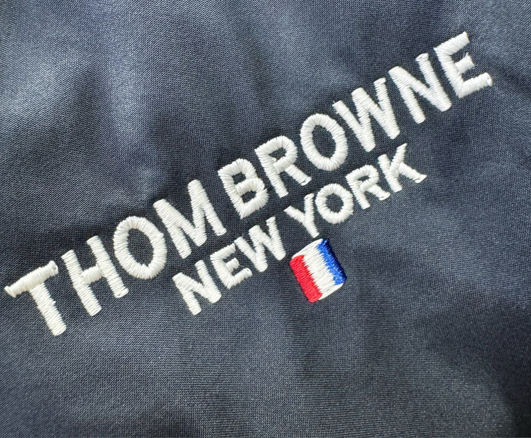 TB 25FW秋冬新款防寒机能羽绒裤，经典羽绒长裤，防风防雨雪，内里大朵绒填充，舒适保暖。运动时尚的同时