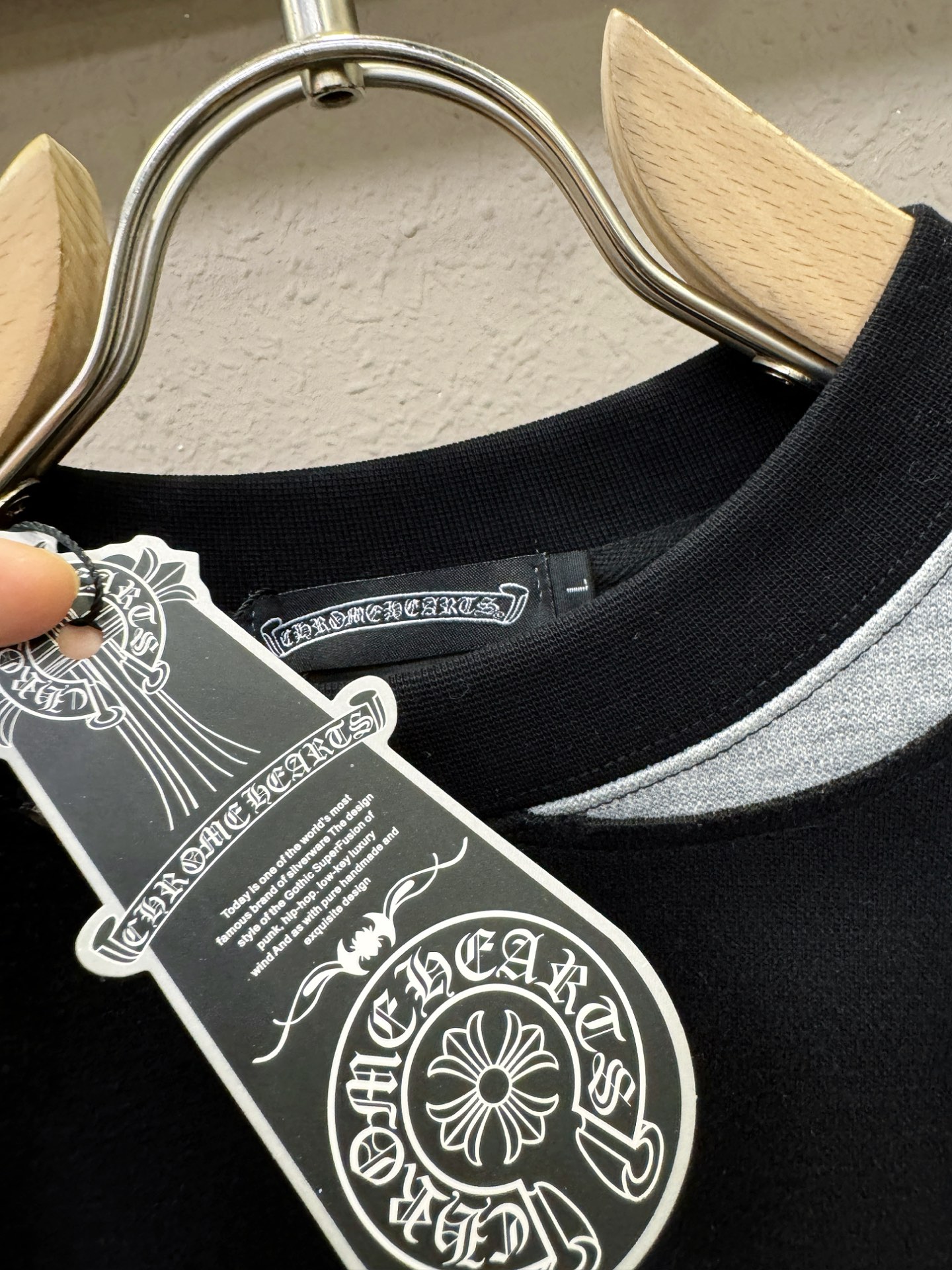 CHROME HEARTS 克罗心 2025ss秋冬新品 长袖上衣，经典Logo设计，百搭款 官网同步发