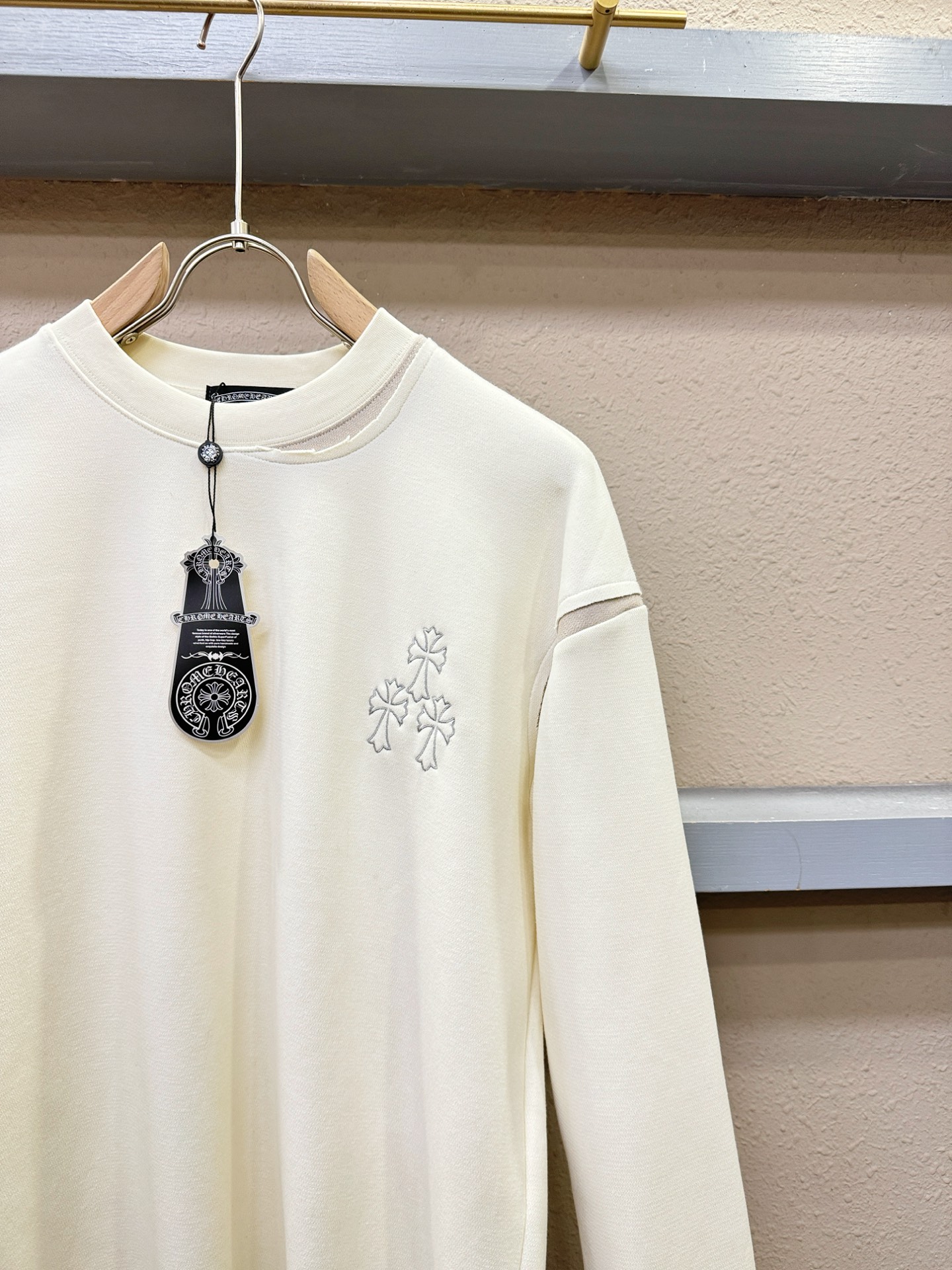 CHROME HEARTS 克罗心 2025ss秋冬新品 长袖上衣，经典Logo设计，百搭款 官网同步发