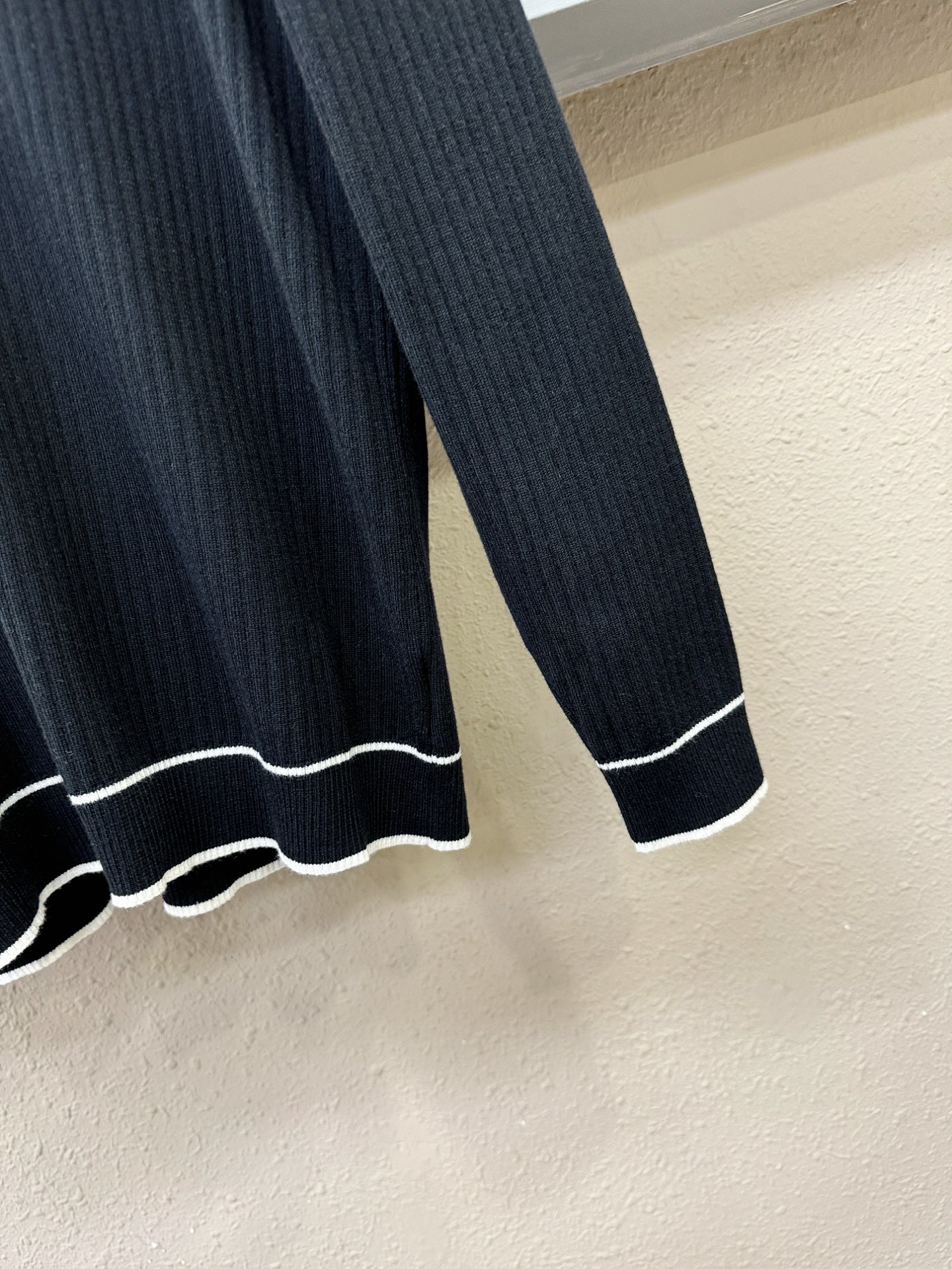 Loro Piana诺悠翩雅 新款毛衣，胸前logo设计！贸易公司渠道稀出，同步官网发售！秋冬系列经典设