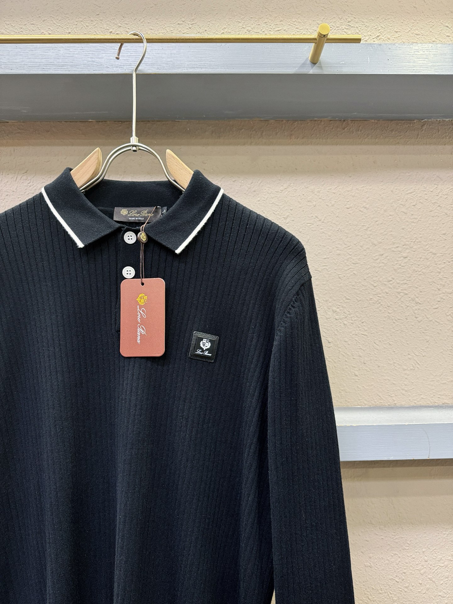 Loro Piana诺悠翩雅 新款毛衣，胸前logo设计！贸易公司渠道稀出，同步官网发售！秋冬系列经典设