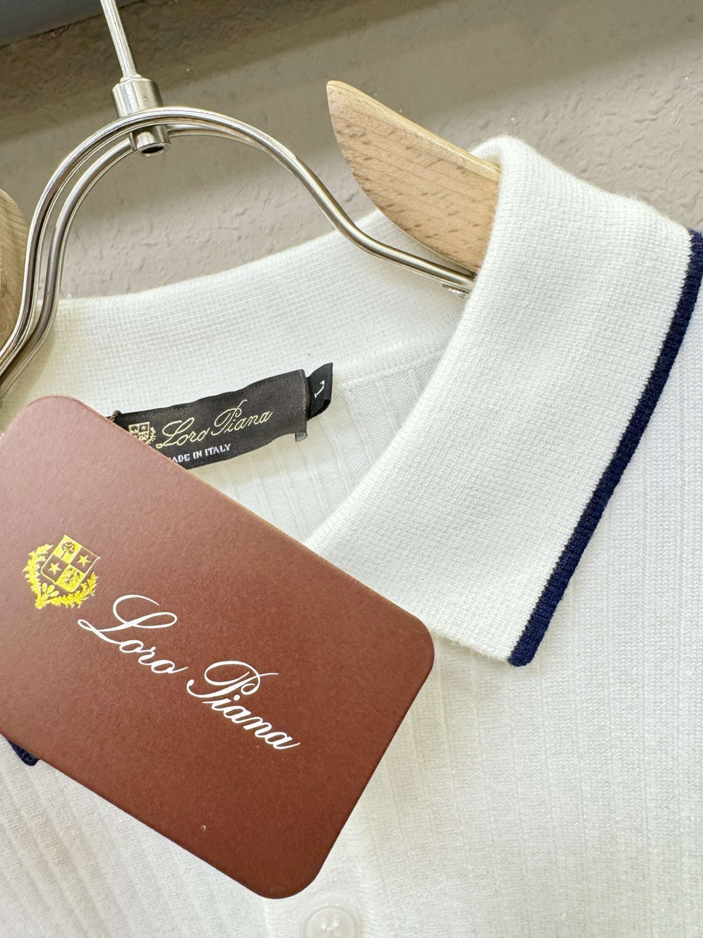 Loro Piana诺悠翩雅 新款毛衣，胸前logo设计！贸易公司渠道稀出，同步官网发售！秋冬系列经典设