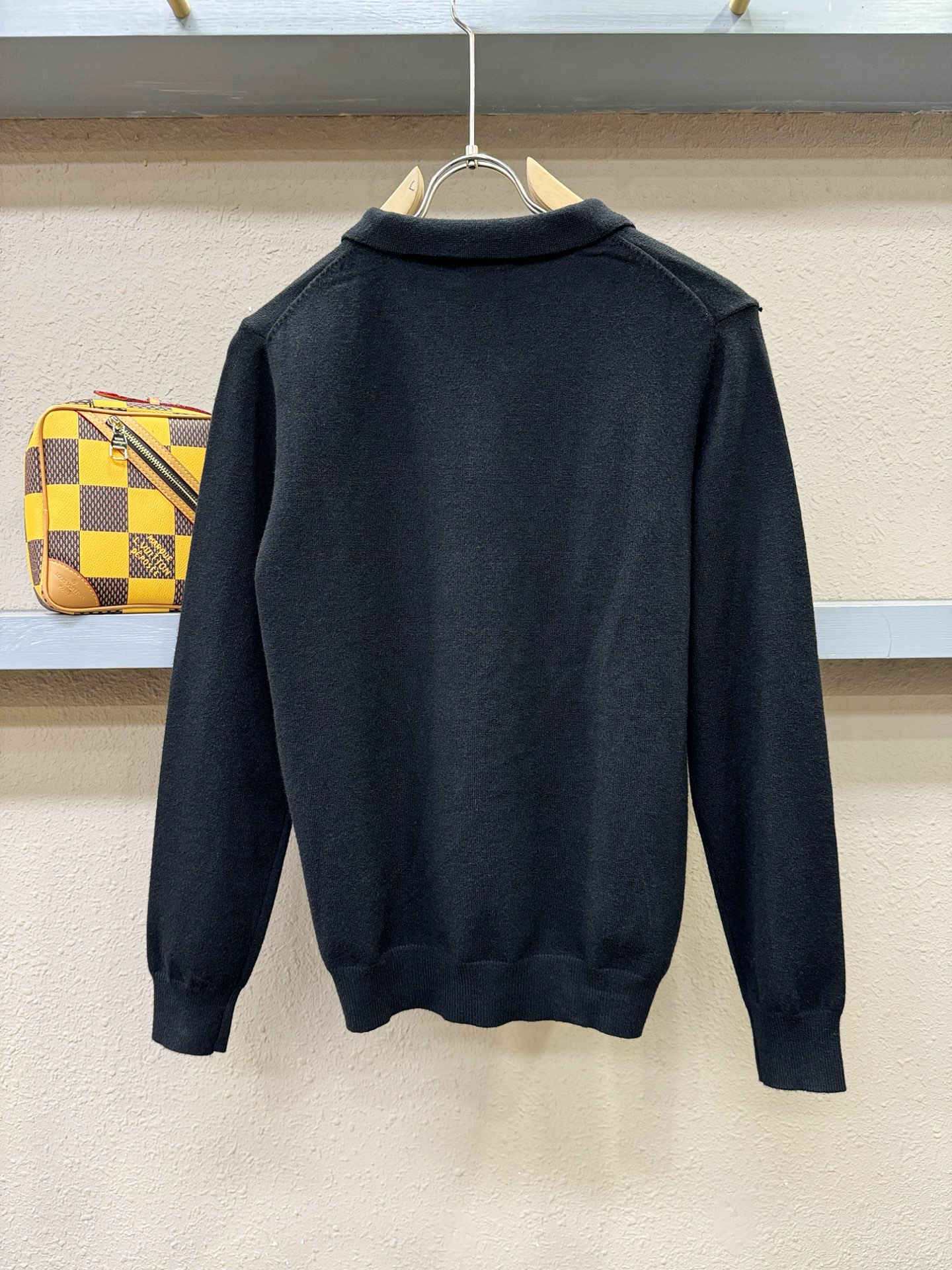 巴尔曼 2025新款毛衣，胸前logo设计！贸易公司渠道稀出，同步官网发售！秋冬系列经典设计！此款毛衣甄