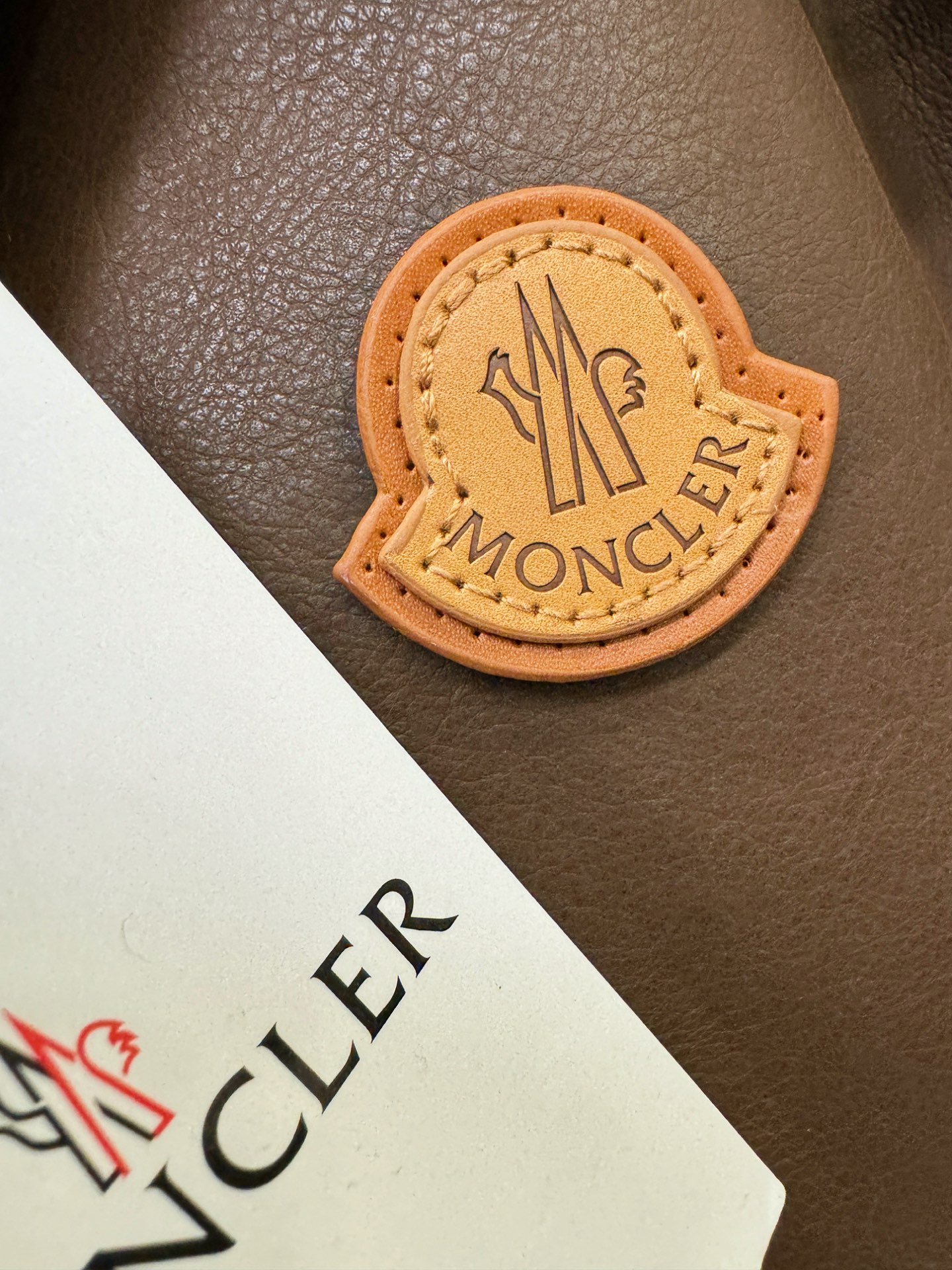 Moncler蒙口 新品皮毛一体，原生态人造皮面料；100%进口皮毛一体！采用进口人造皮！皮料品质相当高