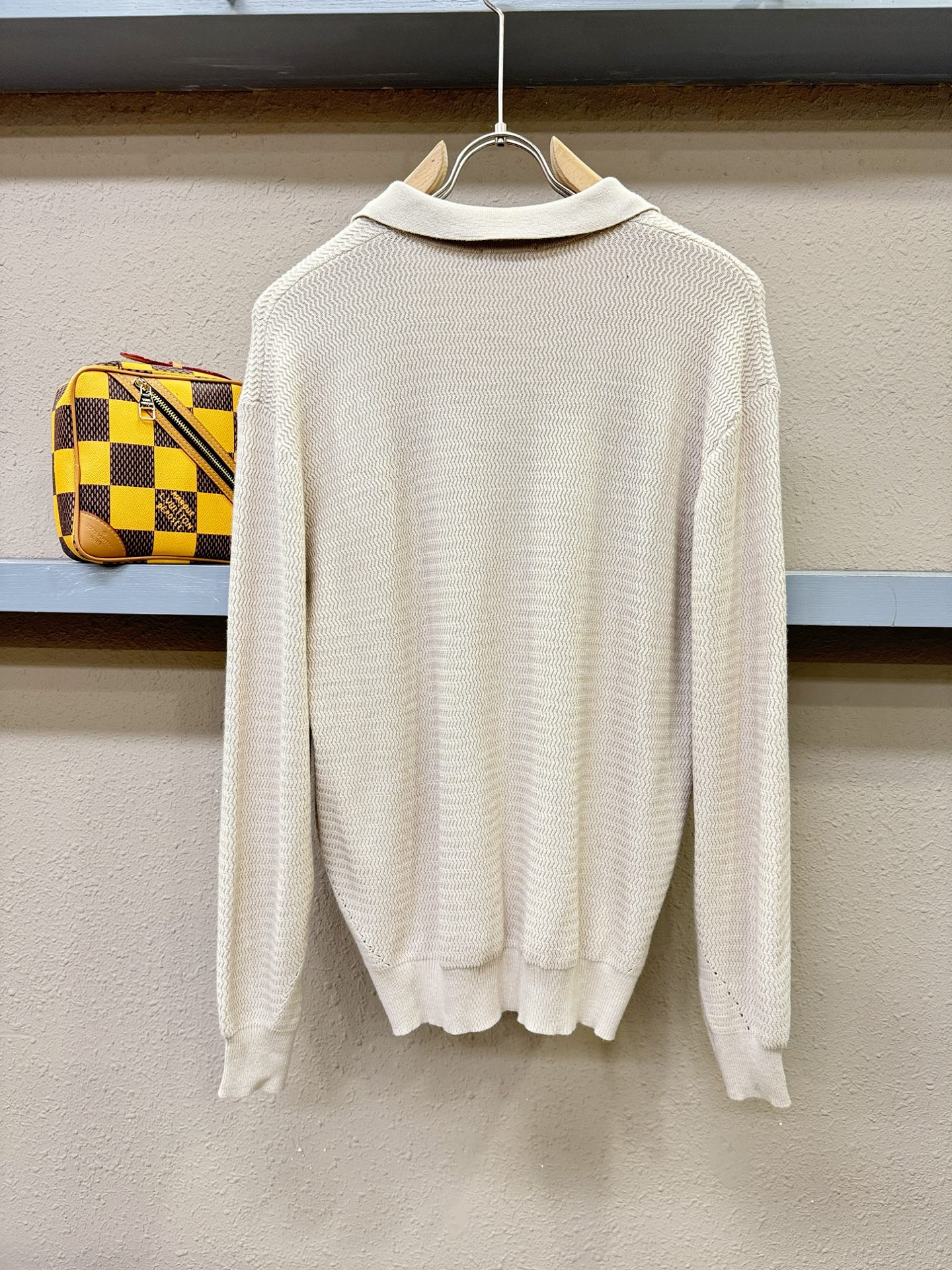 Moncler蒙口 2025新款毛衣，胸前logo设计！贸易公司渠道稀出，同步官网发售！秋冬系列经典设计