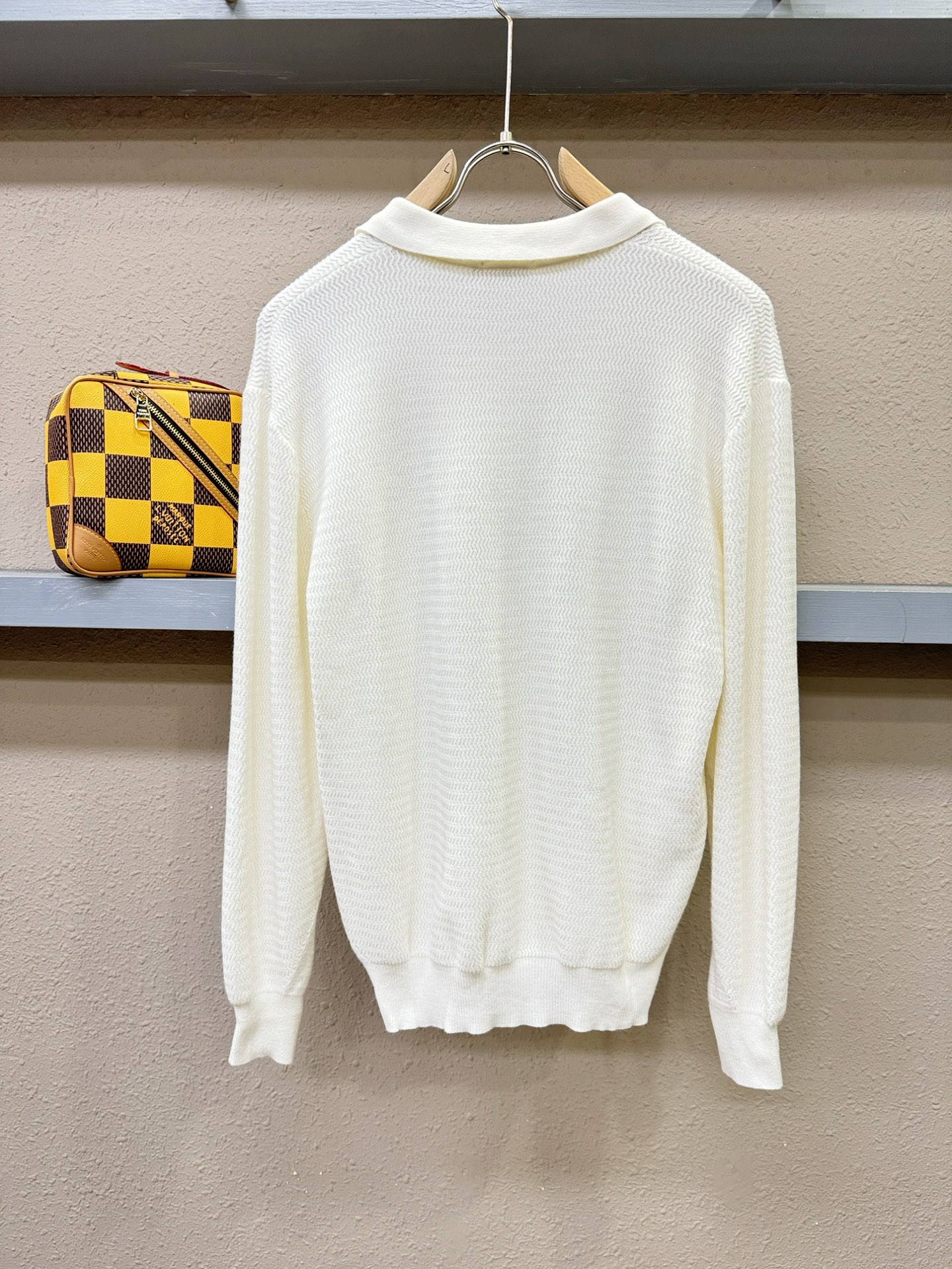 Moncler蒙口 2025新款毛衣，胸前logo设计！贸易公司渠道稀出，同步官网发售！秋冬系列经典设计