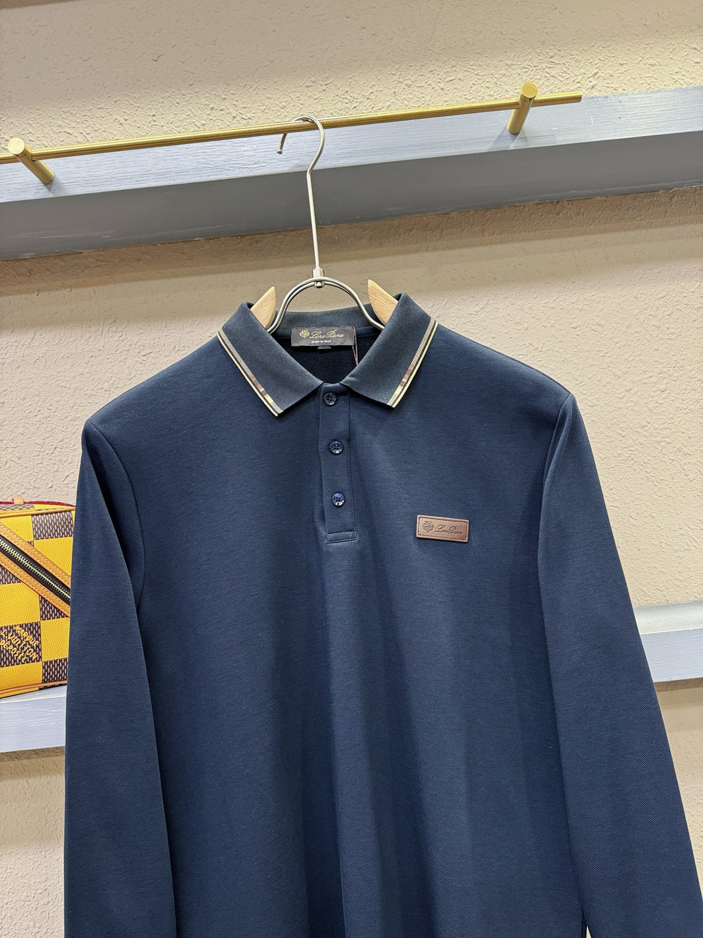 Loro Piana诺悠翩雅 2025秋季新品，官网同步 经典大气百搭Polo领长袖T恤，顶级原版面料，