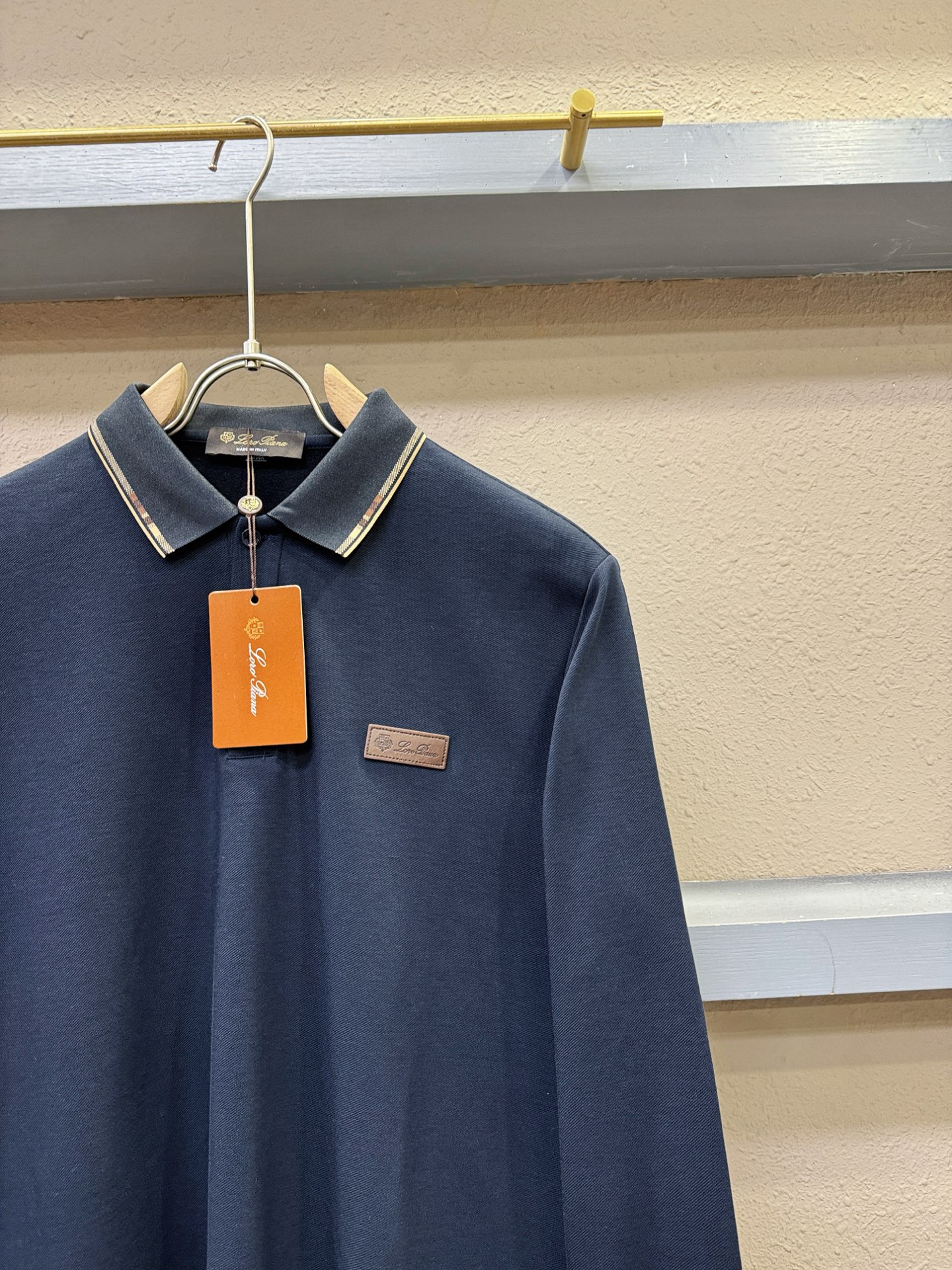 Loro Piana诺悠翩雅 2025秋季新品，官网同步 经典大气百搭Polo领长袖T恤，顶级原版面料，