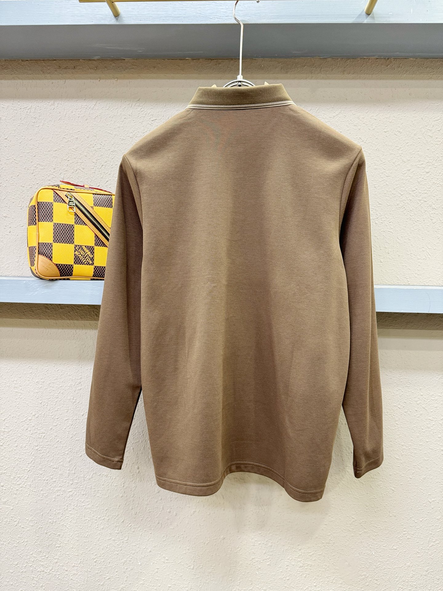 Loro Piana诺悠翩雅 2025秋季新品，官网同步 经典大气百搭Polo领长袖T恤，顶级原版面料，