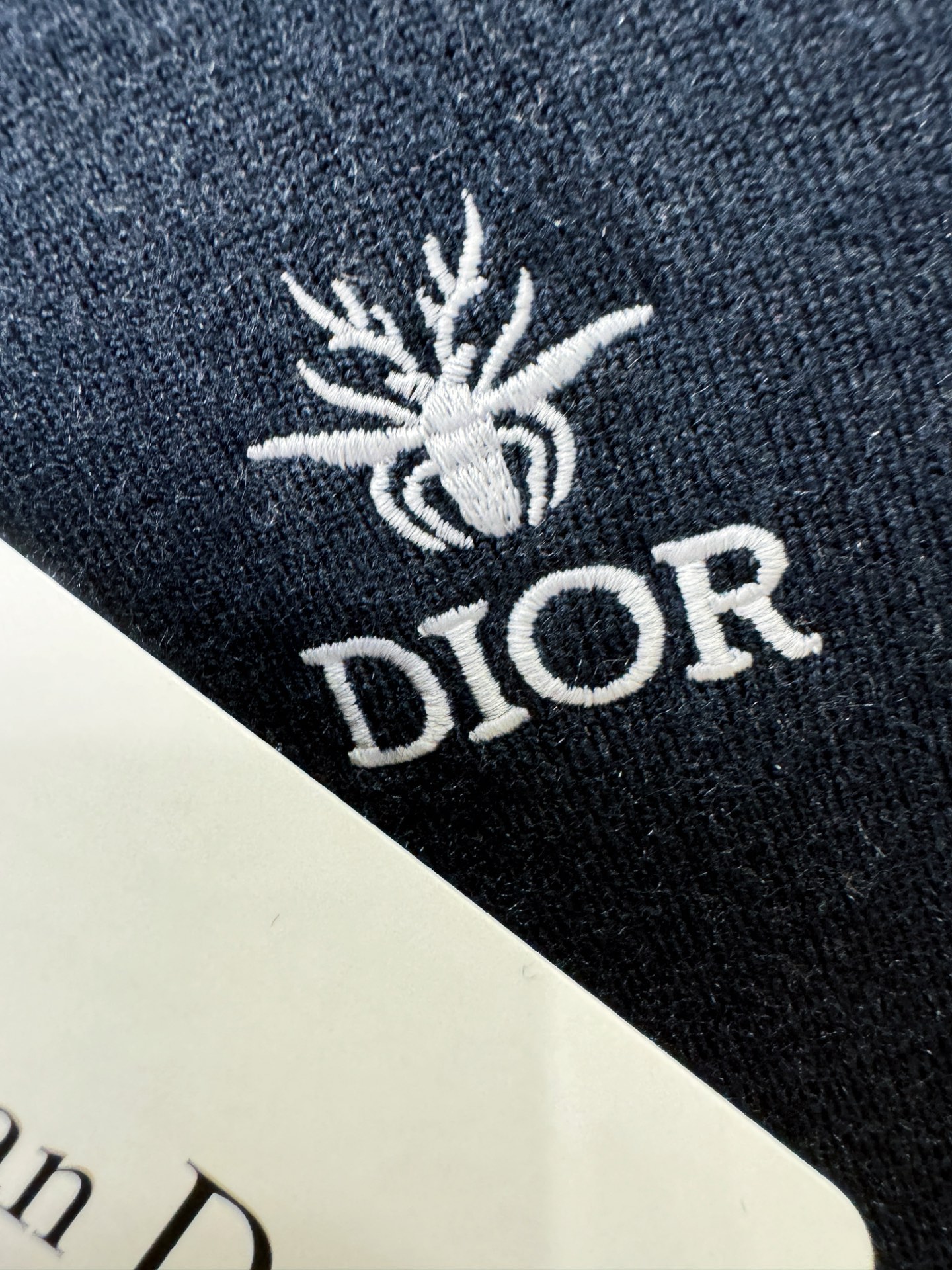 Dior迪奥 2025新款毛衣，胸前logo设计！贸易公司渠道稀出，同步官网发售！秋冬系列经典设计！此款