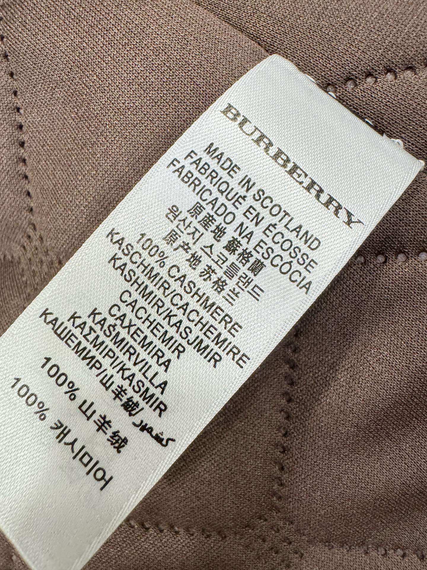 BURBERRY巴宝莉 25ss秋冬新款羊绒大衣外套，超A原单外套！甄选顶级羊绒打造。搭配经典Logo设