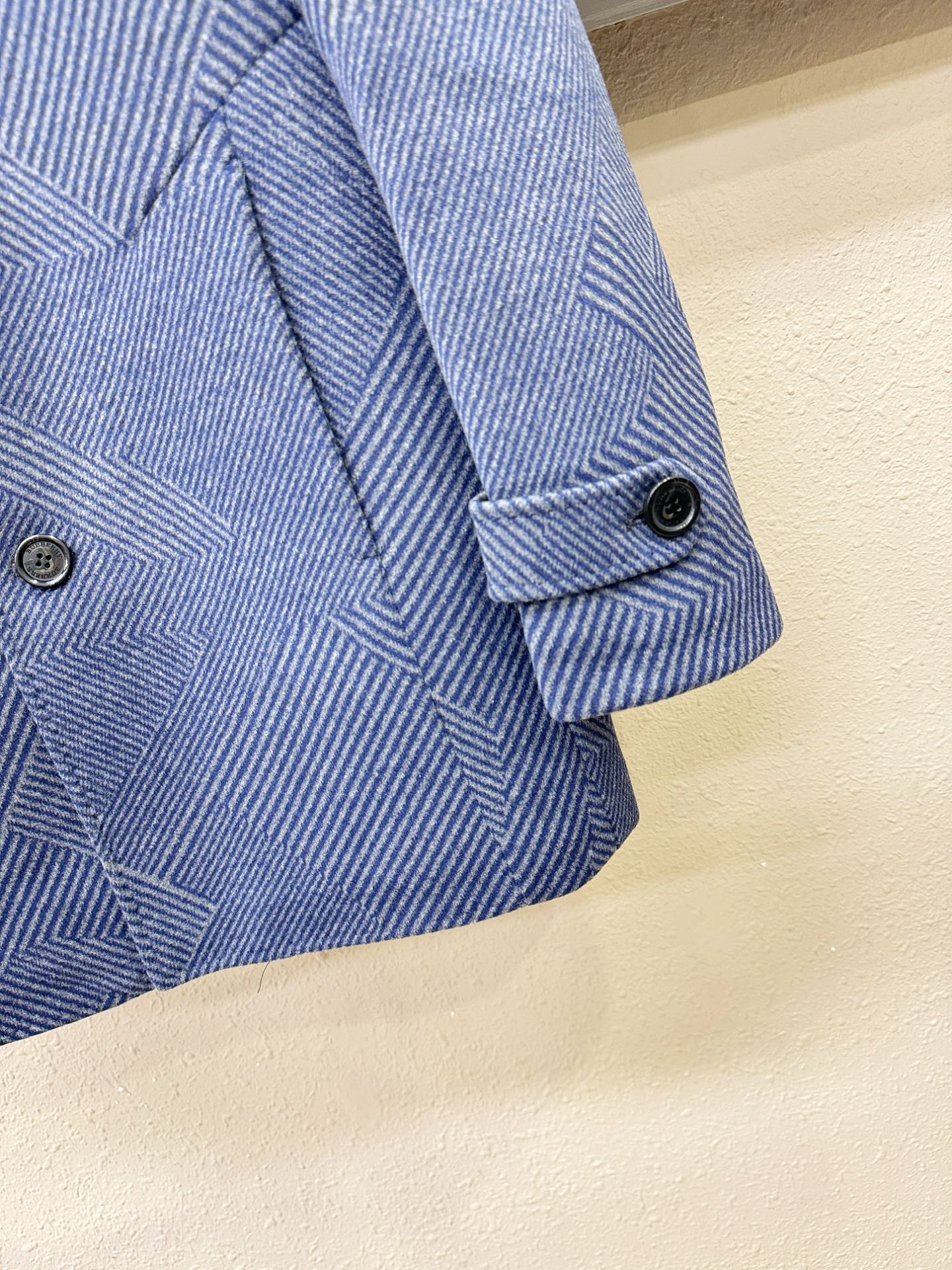 BURBERRY巴宝莉 25ss秋冬新款羊绒大衣外套，超A原单外套！甄选顶级羊绒打造。搭配经典Logo设