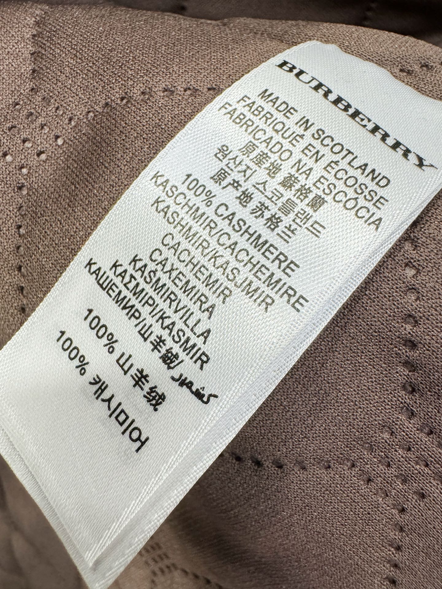 BURBERRY巴宝莉 25ss秋冬新款羊绒大衣外套，超A原单外套！甄选顶级羊绒打造。搭配经典Logo设