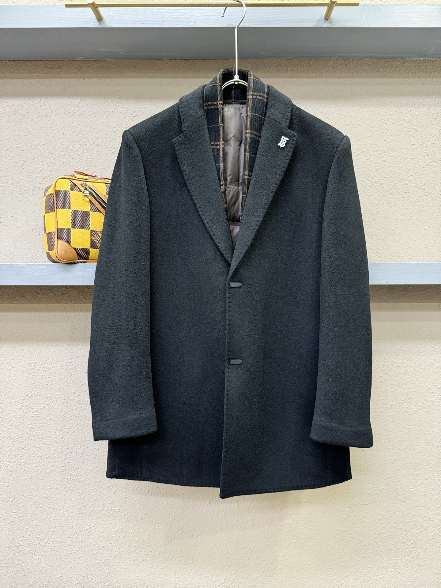 BURBERRY巴宝莉 25ss秋冬新款羊绒大衣外套，超A原单外套！羽绒内里可拆卸，甄选顶级绵羊毛打造。