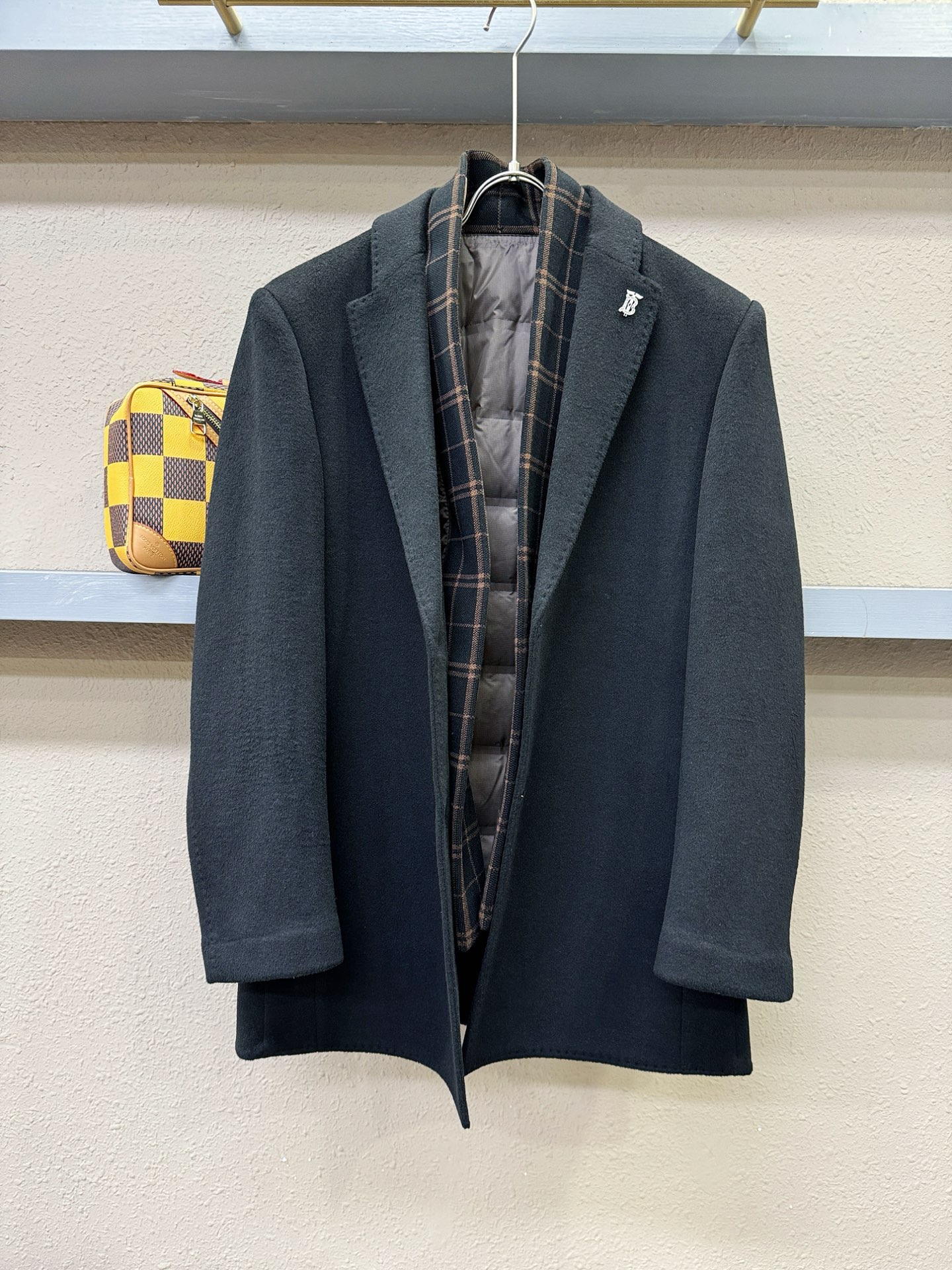 BURBERRY巴宝莉 25ss秋冬新款羊绒大衣外套，超A原单外套！羽绒内里可拆卸，甄选顶级绵羊毛打造。