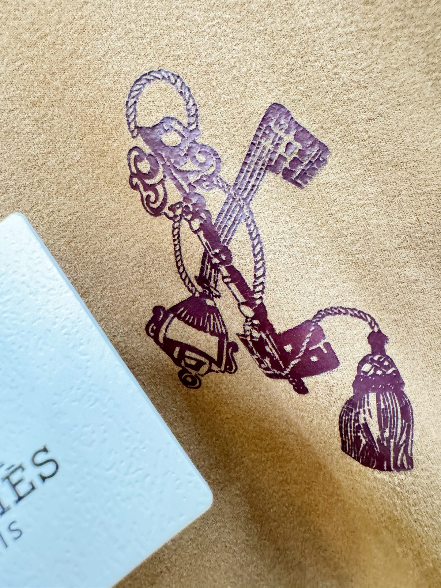 Hermès爱马仕 2025ss秋冬新品 羊绒长袖T恤，经典Logo设计，百搭款 官网同步发售 定制面料