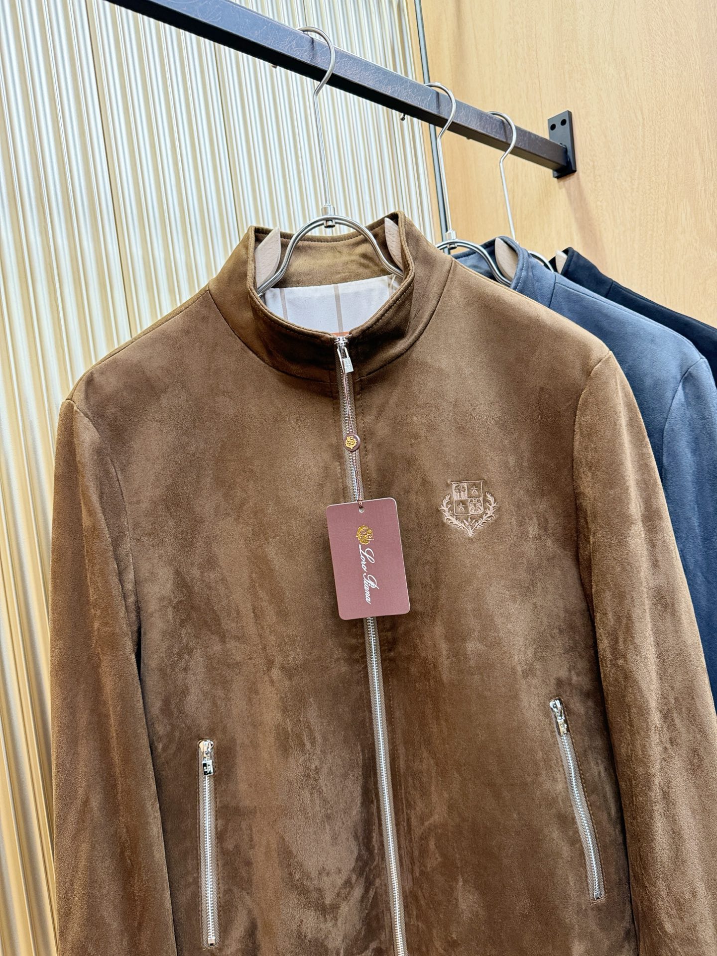 Loro Piana诺悠翩雅 2025秋冬新款夹克外套，原单狠货 意大利进口面料时尚夹克外套。欧洲专柜同