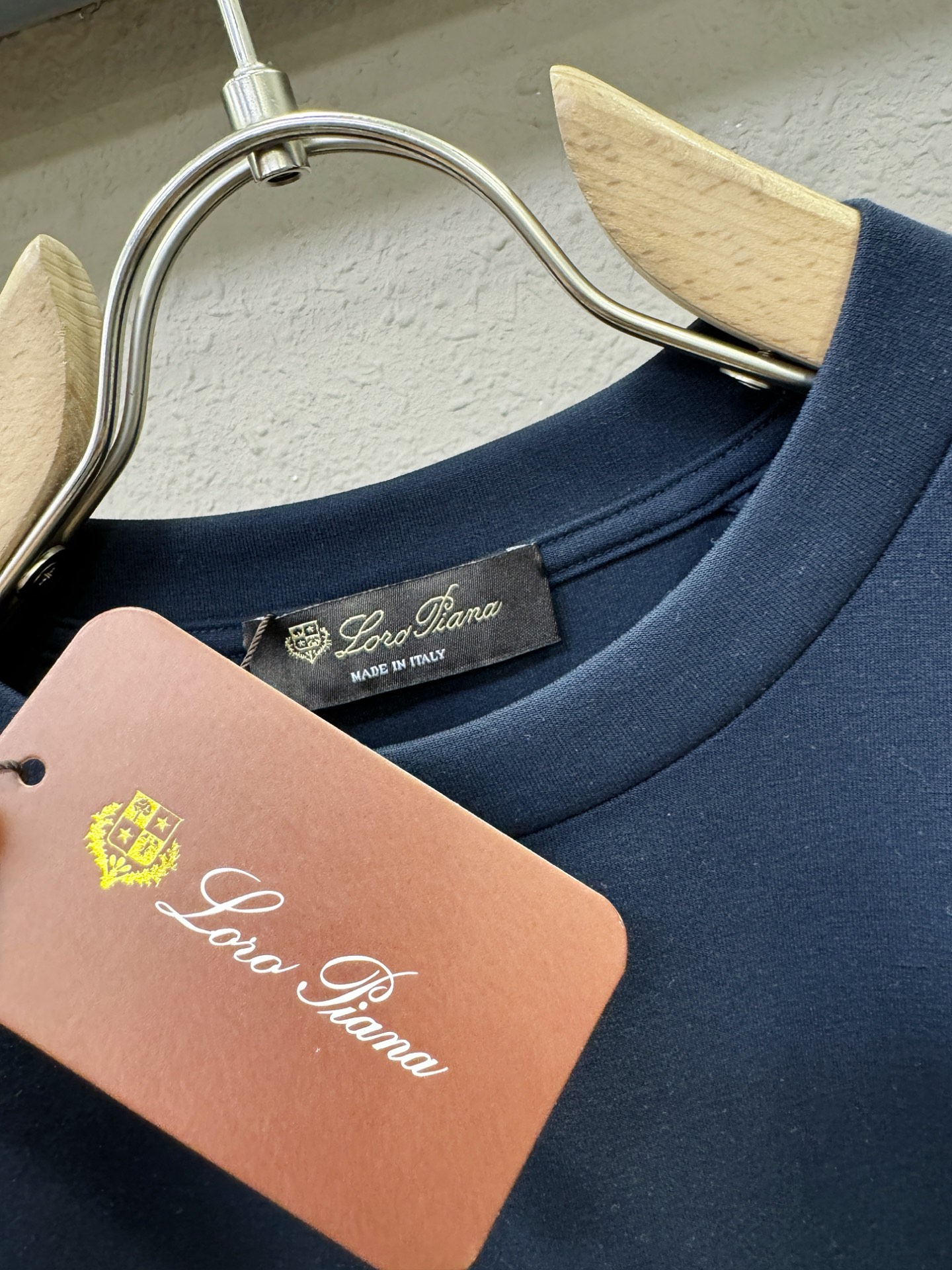 Loro Piana诺悠翩雅 2025ss秋季新品 长袖卫衣，经典Logo设计，百搭款 官网同步发售 定