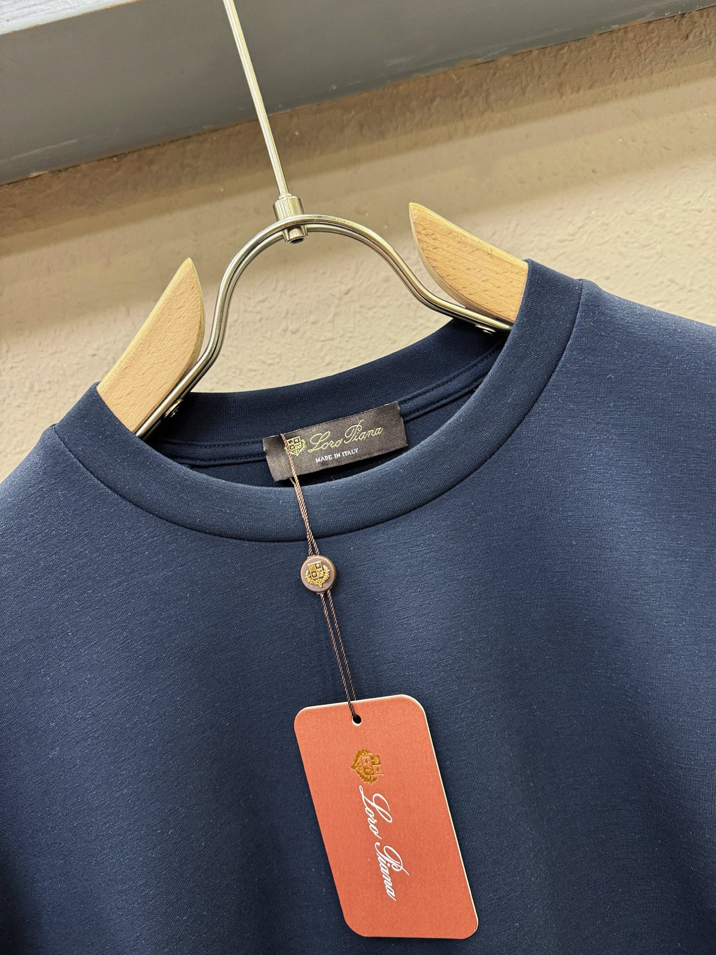 Loro Piana诺悠翩雅 2025ss秋季新品 长袖卫衣，经典Logo设计，百搭款 官网同步发售 定