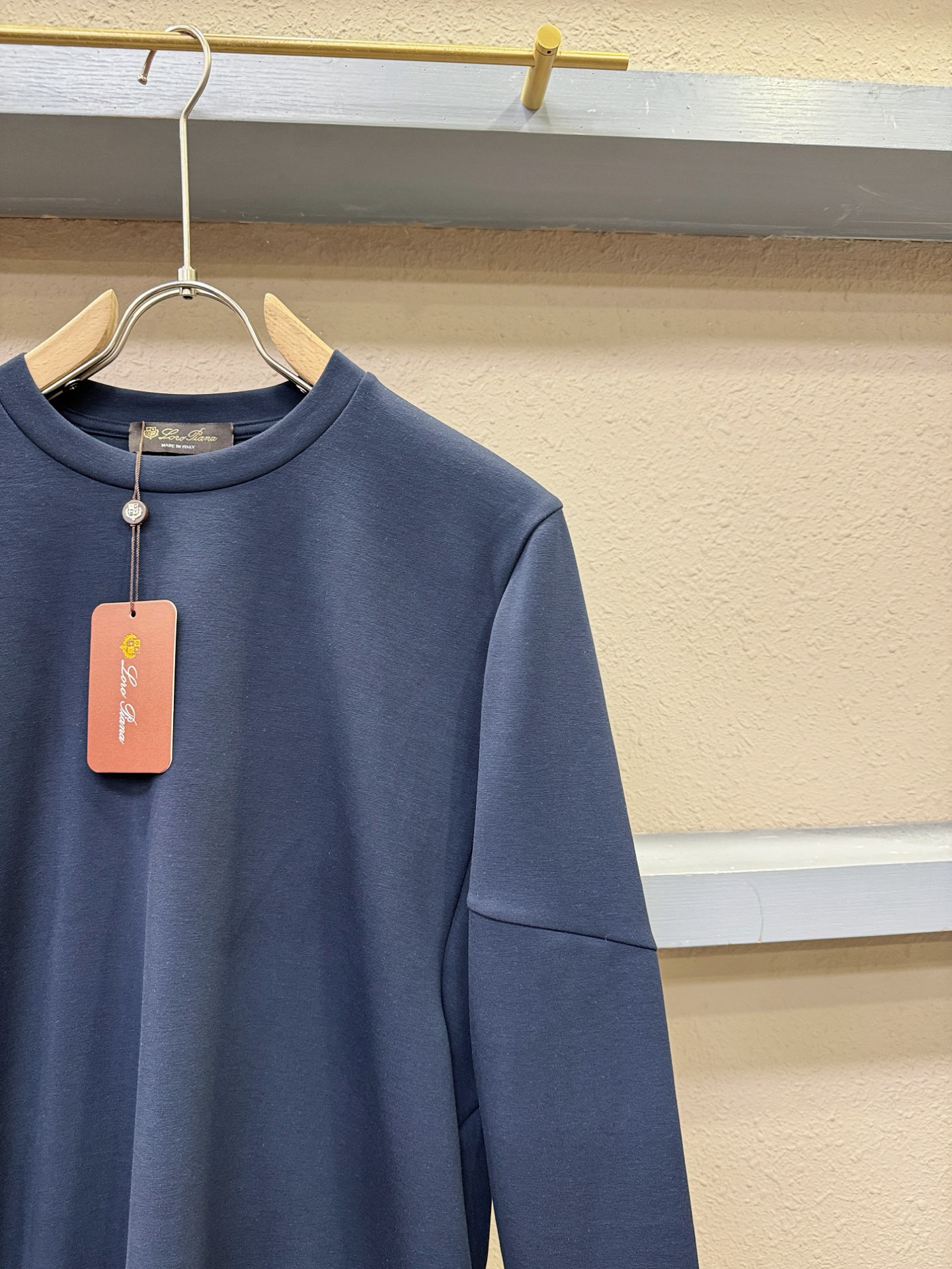 Loro Piana诺悠翩雅 2025ss秋季新品 长袖卫衣，经典Logo设计，百搭款 官网同步发售 定