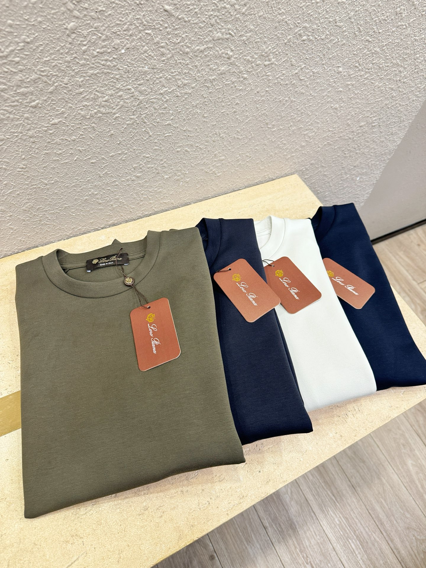 Loro Piana诺悠翩雅 2025ss秋季新品 长袖卫衣，经典Logo设计，百搭款 官网同步发售 定