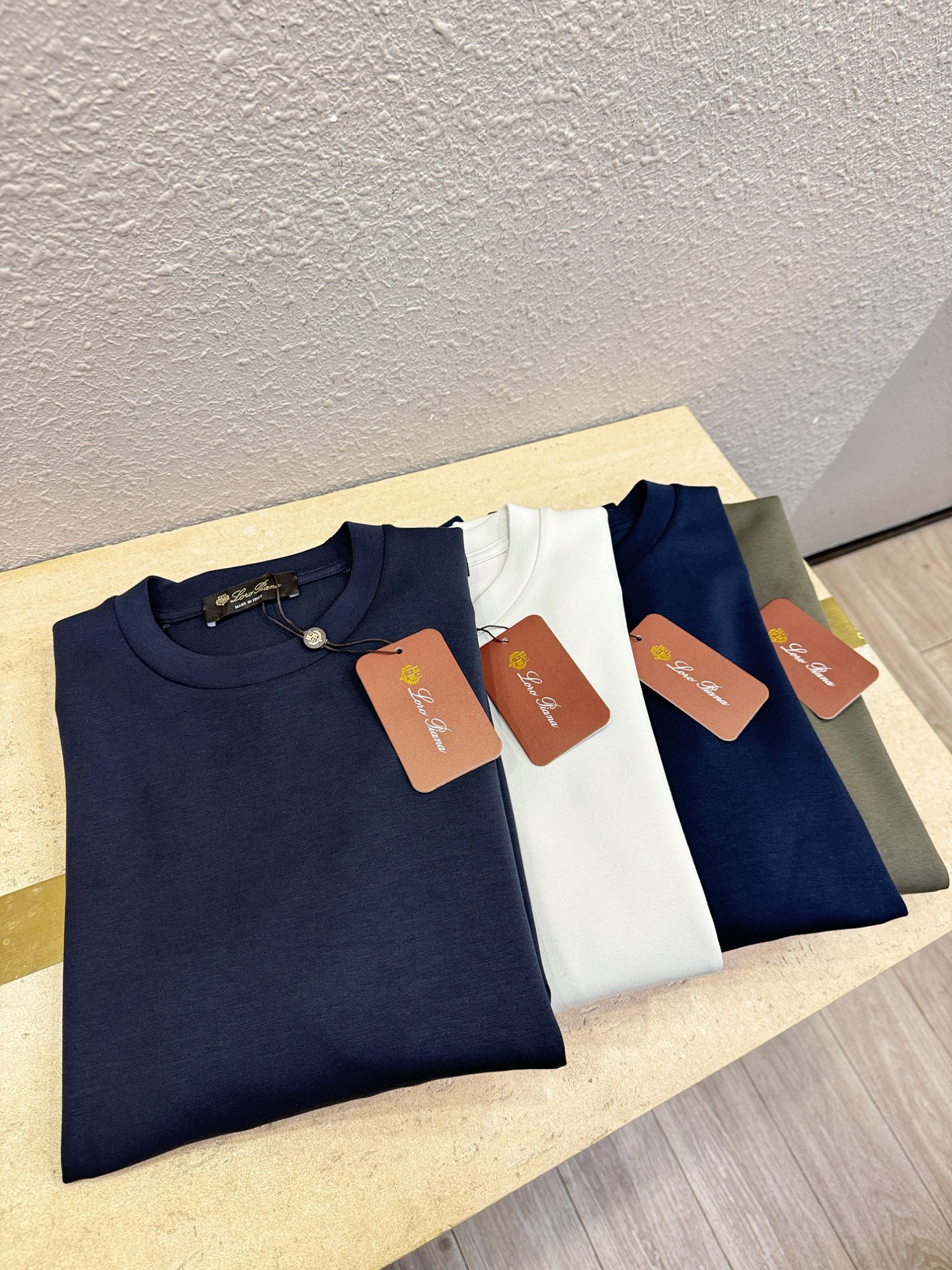 Loro Piana诺悠翩雅 2025ss秋季新品 长袖卫衣，经典Logo设计，百搭款 官网同步发售 定