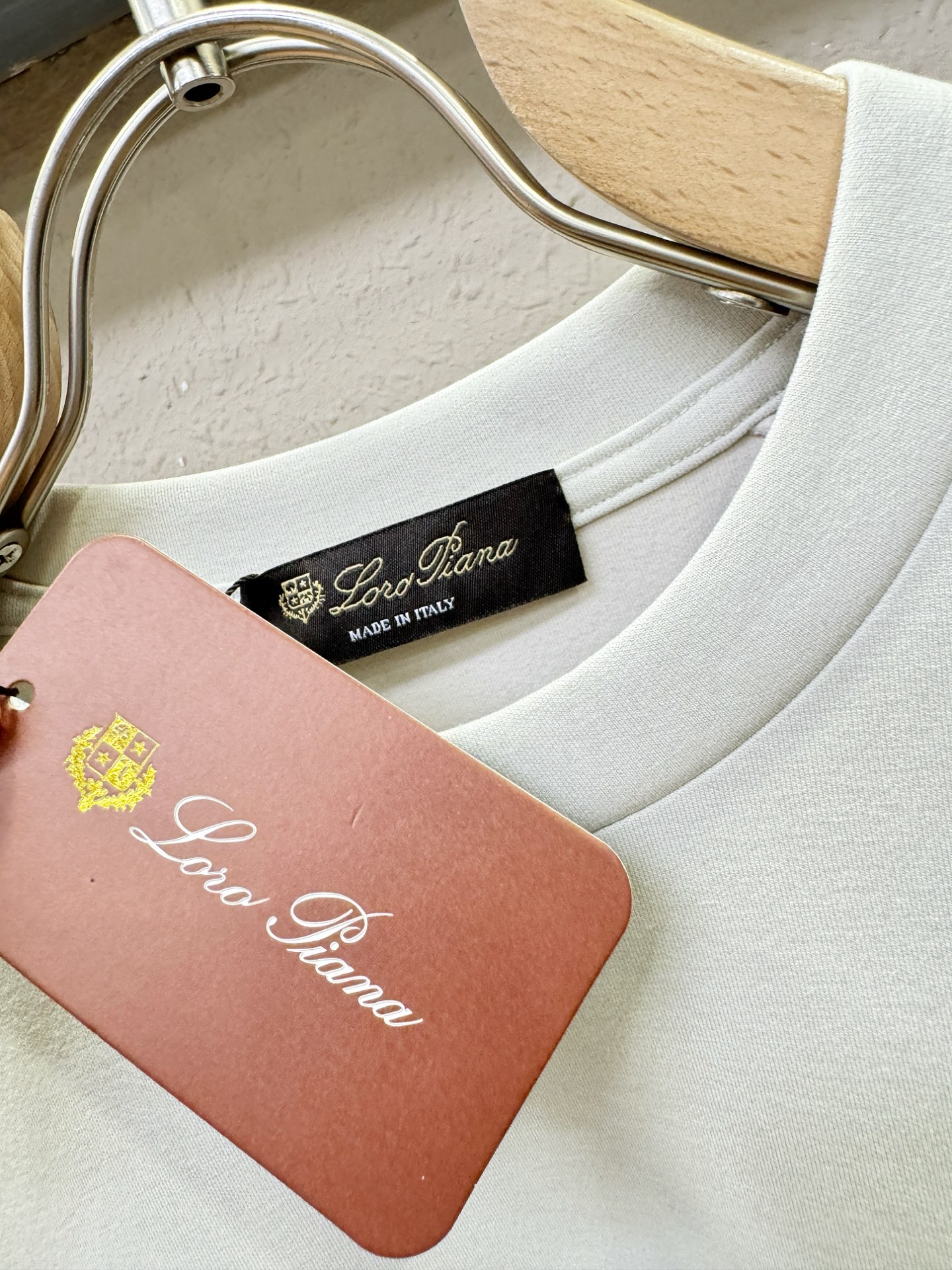 Loro Piana诺悠翩雅 2025ss秋季新品 长袖卫衣，经典Logo设计，百搭款 官网同步发售 定