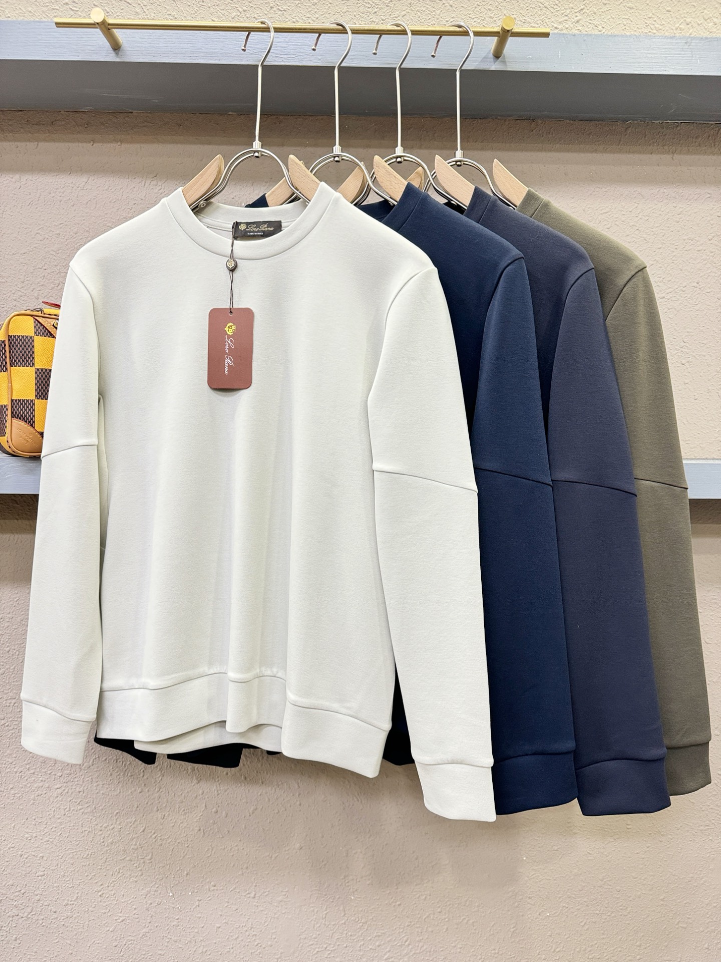 Loro Piana诺悠翩雅 2025ss秋季新品 长袖卫衣，经典Logo设计，百搭款 官网同步发售 定