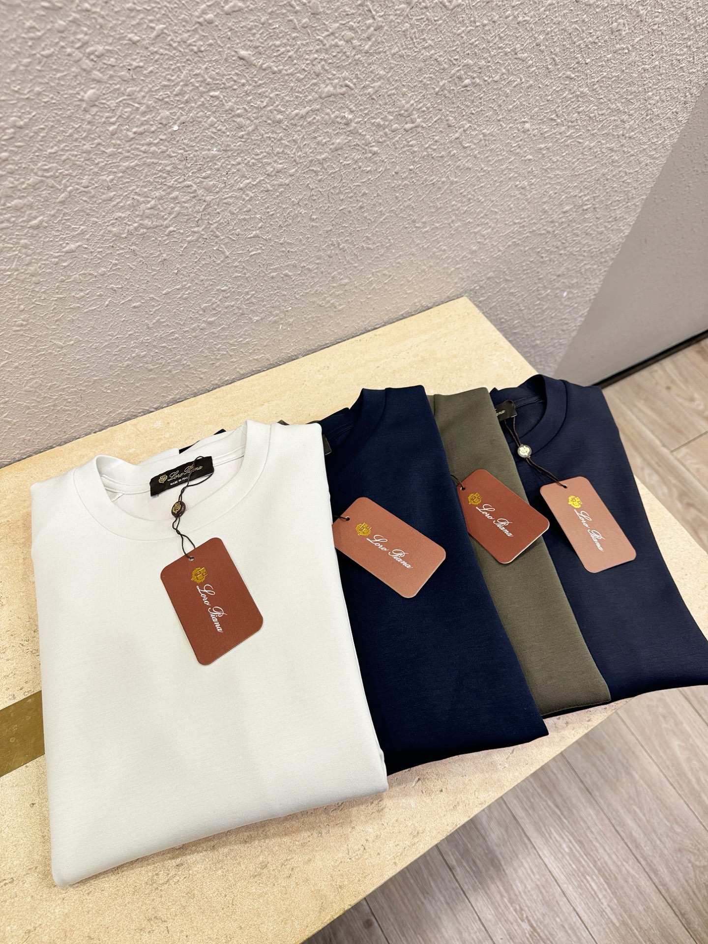 Loro Piana诺悠翩雅 2025ss秋季新品 长袖卫衣，经典Logo设计，百搭款 官网同步发售 定