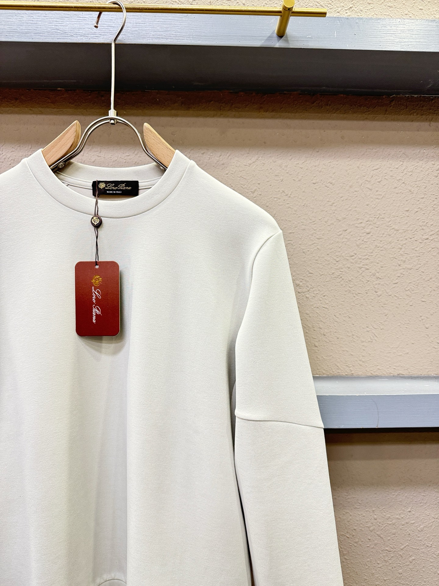 Loro Piana诺悠翩雅 2025ss秋季新品 长袖卫衣，经典Logo设计，百搭款 官网同步发售 定