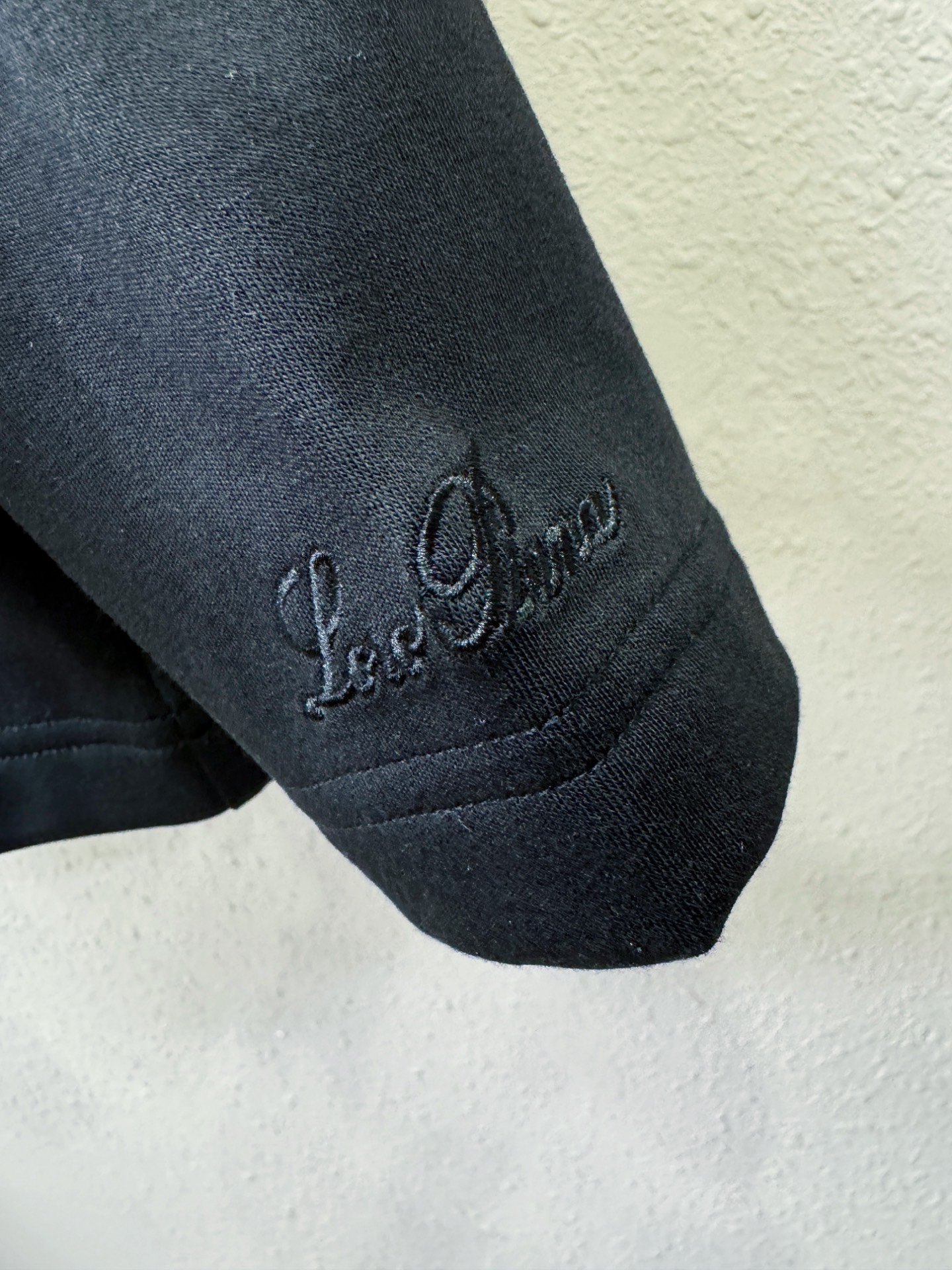 Loro Piana诺悠翩雅 2025ss秋冬新品 长袖T恤，经典Logo设计，百搭款 官网同步发售 定