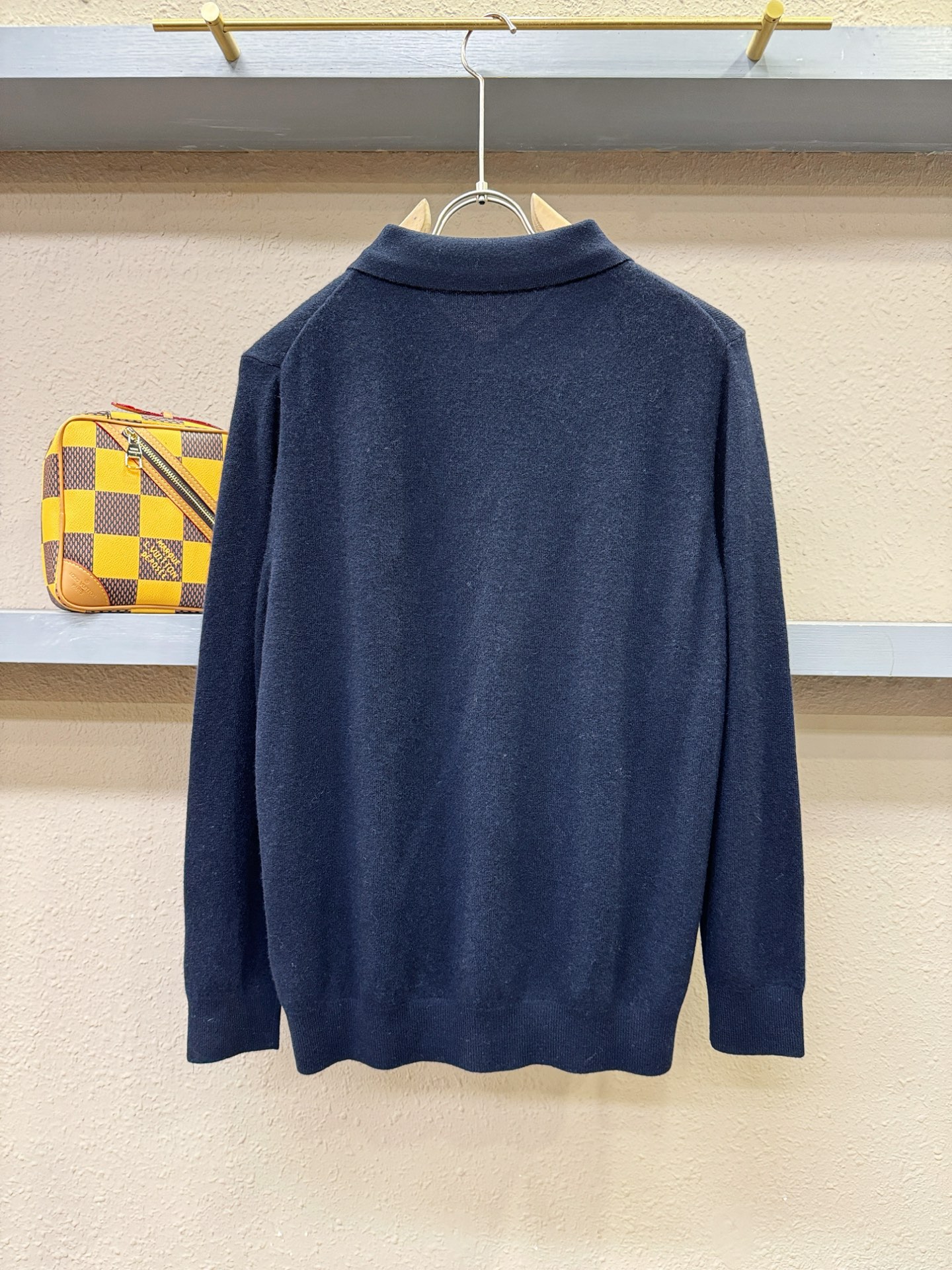 (最大可穿230斤) PRADA 普拉达 2025秋冬新款羊绒毛衣，羊绒+绵羊毛。logo图案设计，胸前