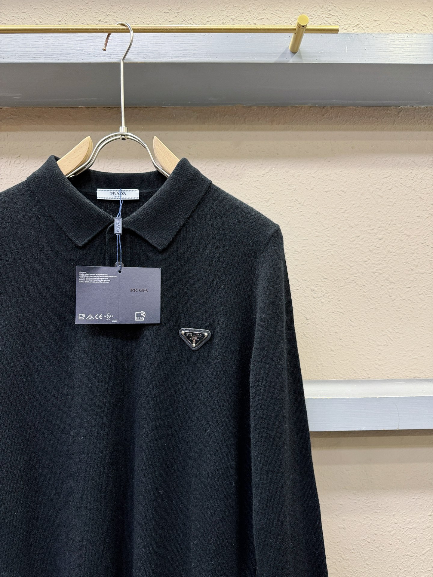 (最大可穿230斤) PRADA 普拉达 2025秋冬新款羊绒毛衣，羊绒+绵羊毛。logo图案设计，胸前