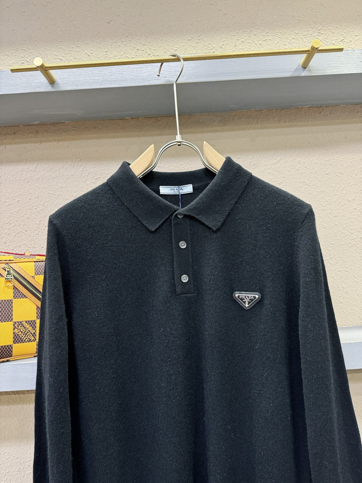 (最大可穿230斤) PRADA 普拉达 2025秋冬新款羊绒毛衣，羊绒+绵羊毛。logo图案设计，胸前