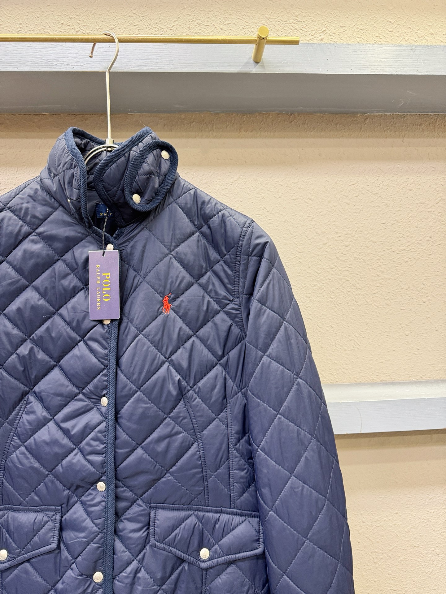 2025新品 POLO 新款棉服外套，秀场新品，品相非常完美，专柜高科技防水面料，舒适保暖，色泽饱满诱人