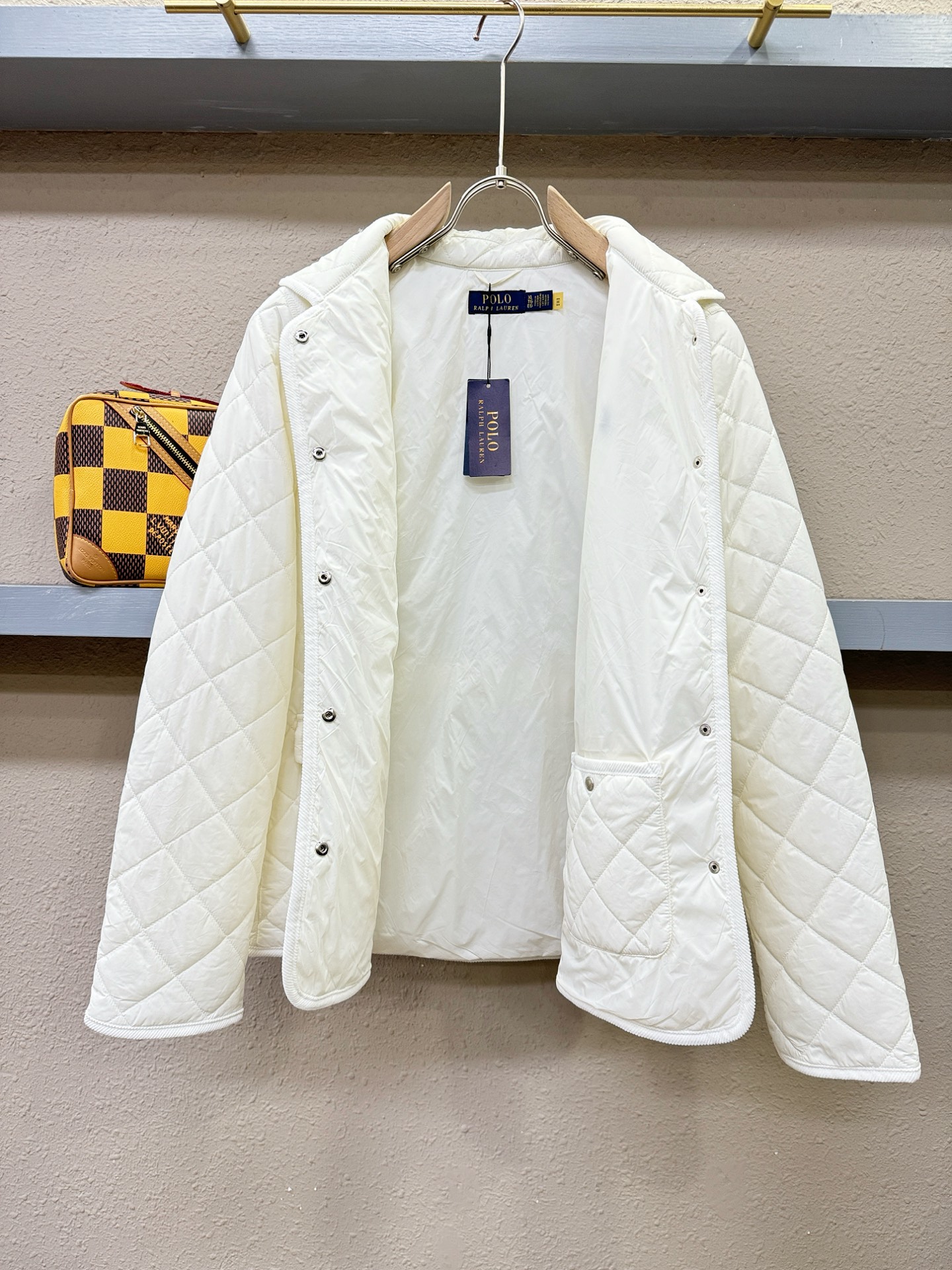 2025新品 POLO 新款棉服外套，秀场新品，品相非常完美，专柜高科技防水面料，舒适保暖，色泽饱满诱人