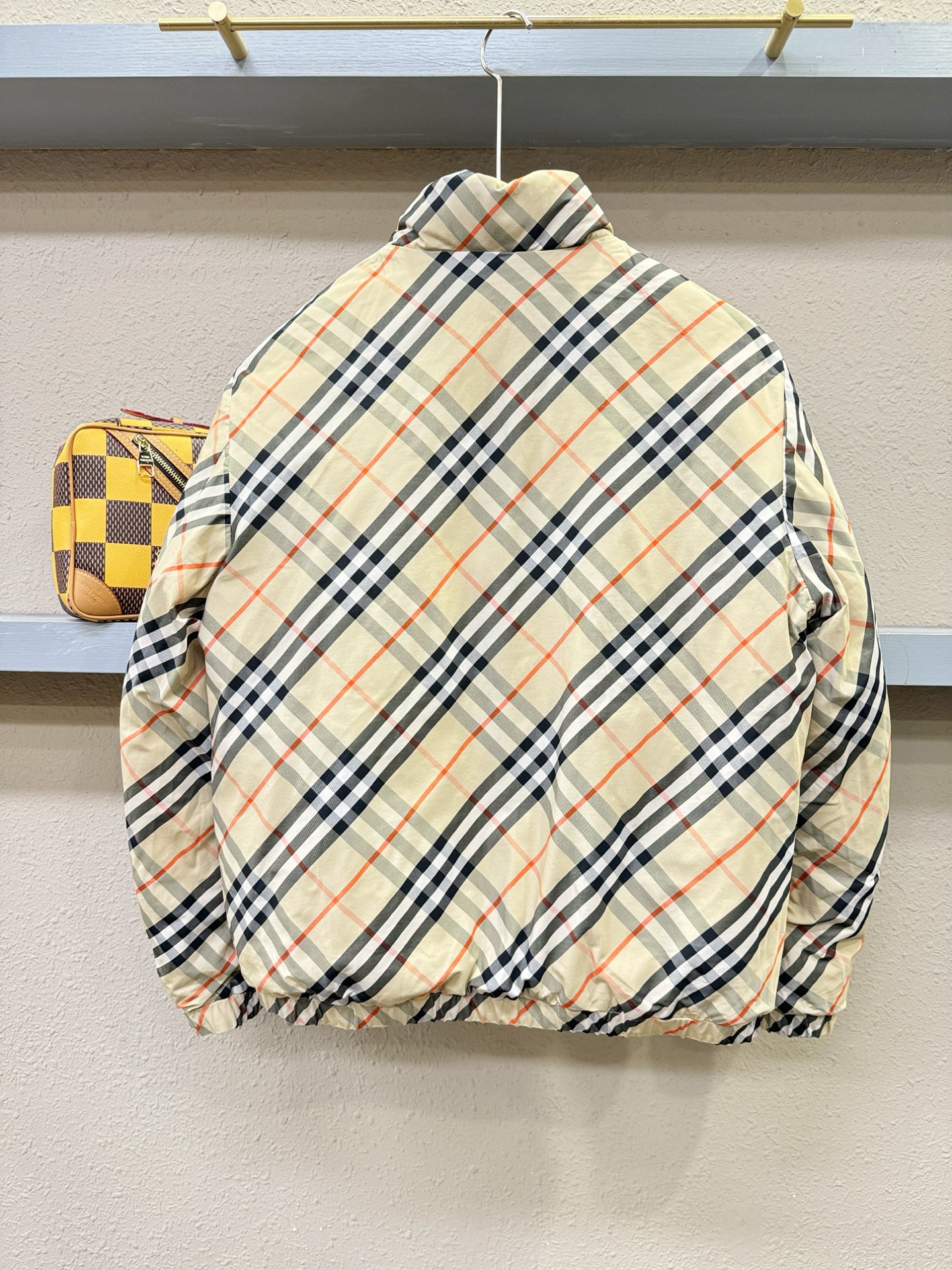 双面可穿BURBERRY巴宝莉 2025秋冬新款棉服夹克外套，内里加棉，精工刺绣，原单狠货 意大利进口面