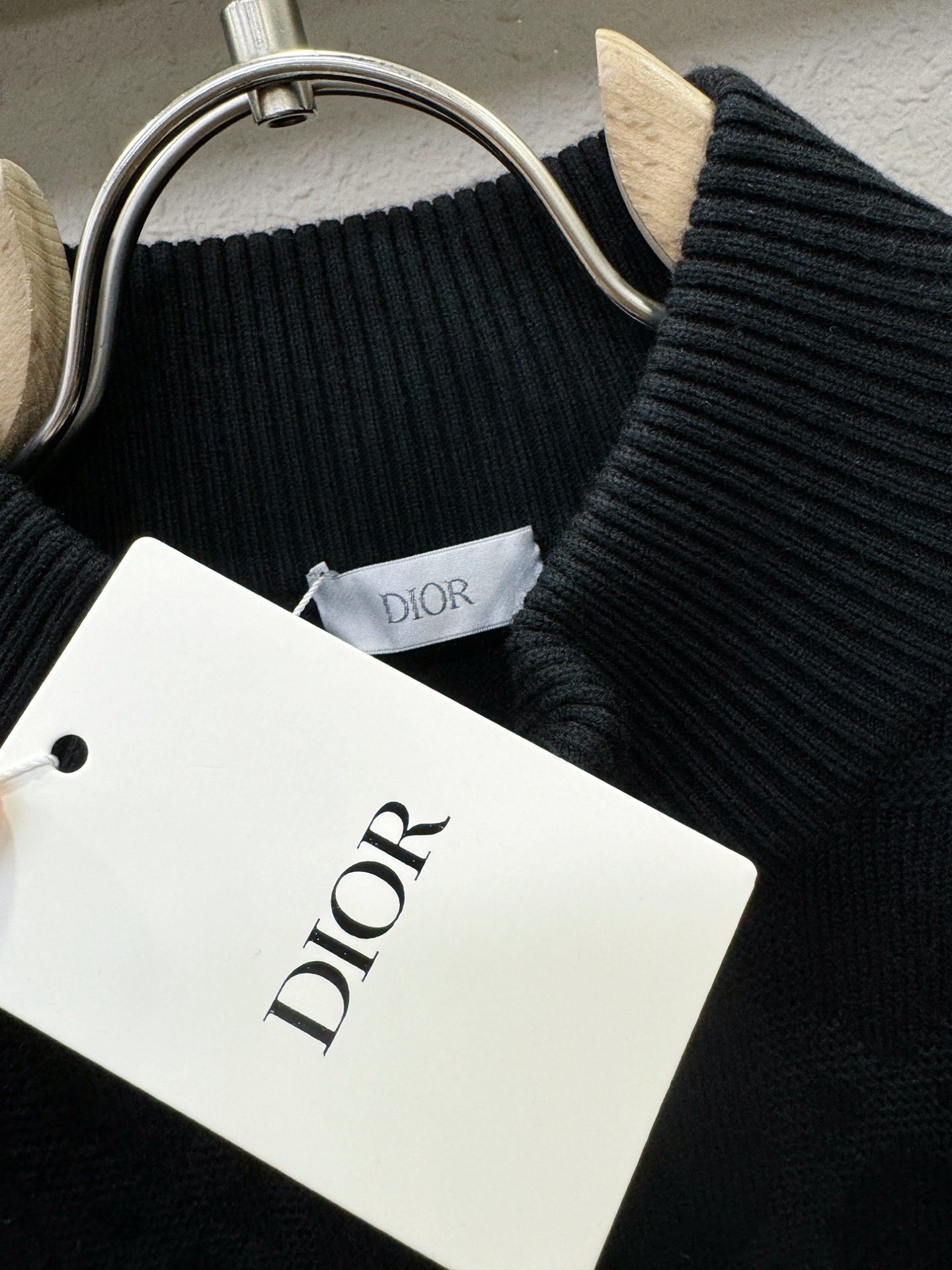 Dior迪奥 25ss秋冬新款羊毛外套，绵羊毛面，超A原单外套！甄选顶级绵羊毛打造、搭配经典Logo设计