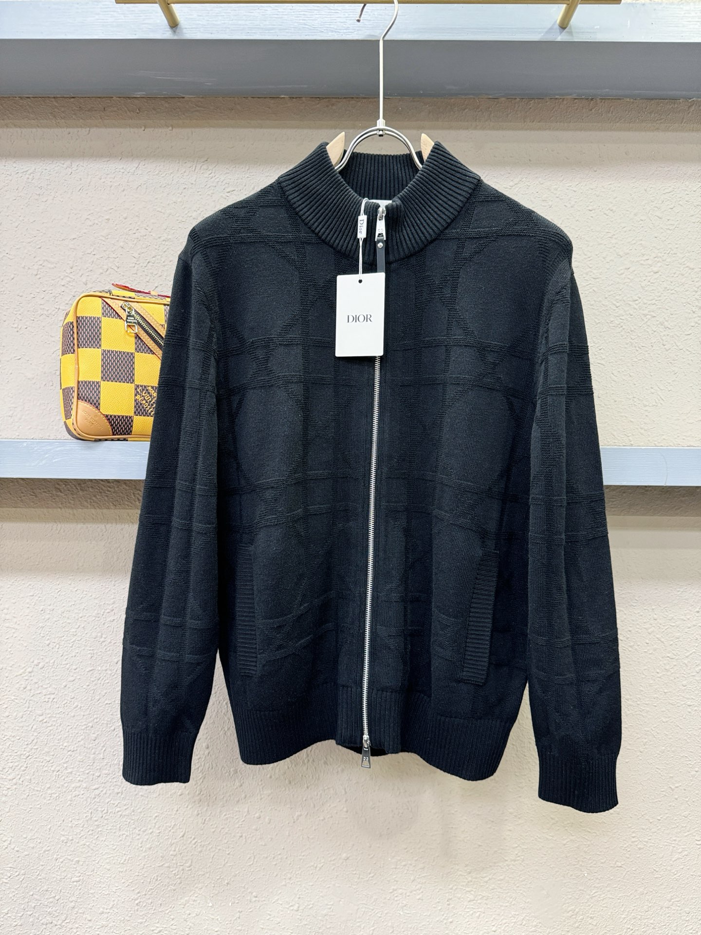 Dior迪奥 25ss秋冬新款羊毛外套，绵羊毛面，超A原单外套！甄选顶级绵羊毛打造、搭配经典Logo设计