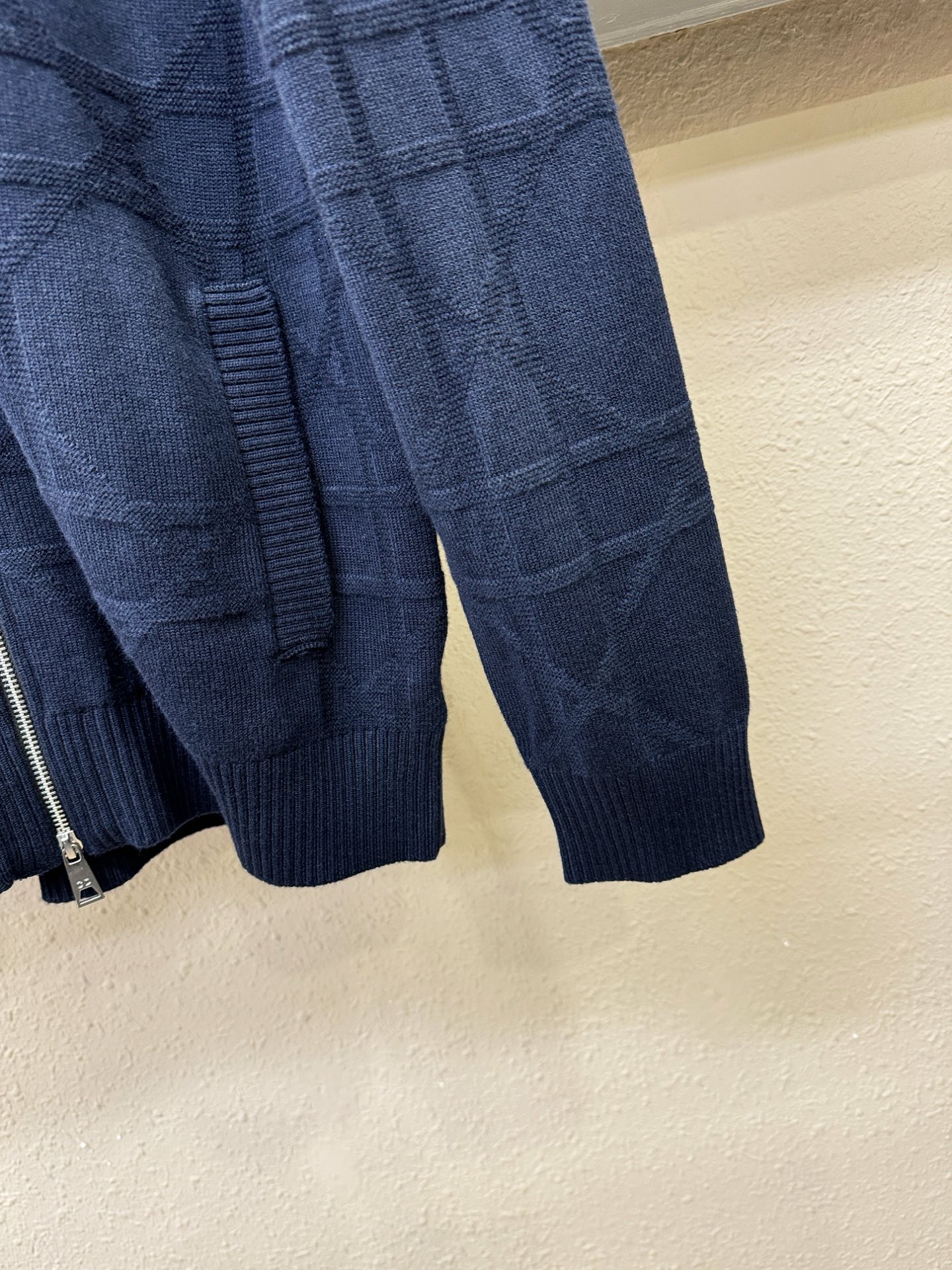 Dior迪奥 25ss秋冬新款羊毛外套，绵羊毛面，超A原单外套！甄选顶级绵羊毛打造、搭配经典Logo设计