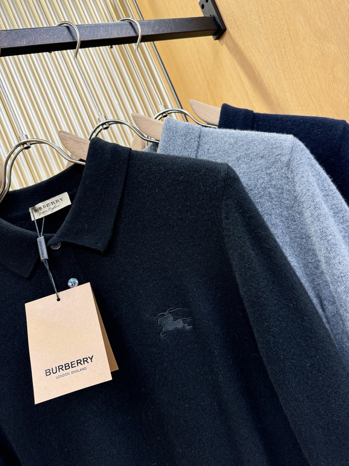 (最大可穿230斤) BURBERRY巴宝莉 2025秋冬新款羊绒毛衣，羊绒+绵羊毛。logo图案设计，