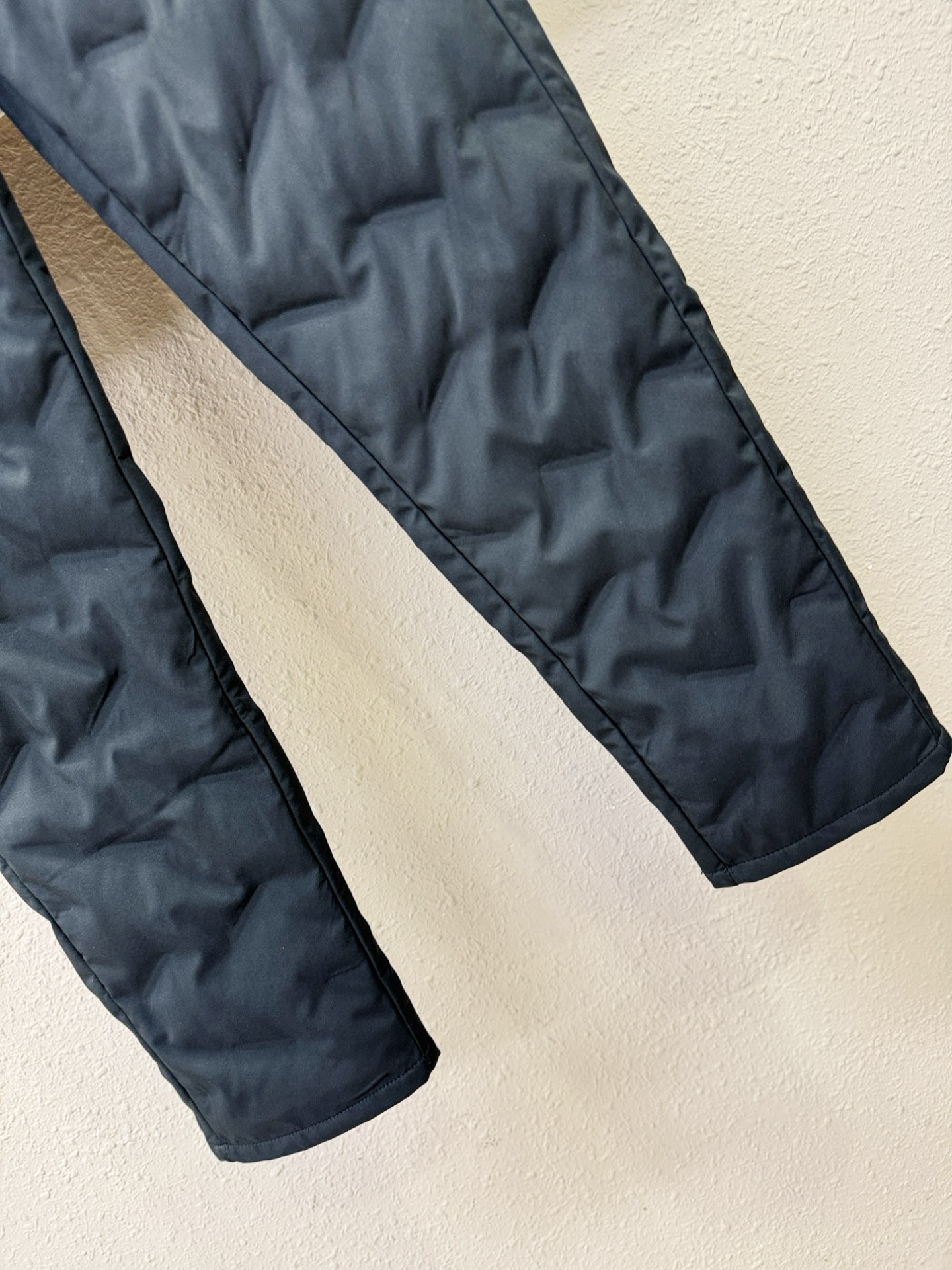 Ermenegildo Zeg*a杰*亚 秋冬新款防寒机能羽绒裤，经典羽绒长裤，防风防雨雪，内里大朵绒填