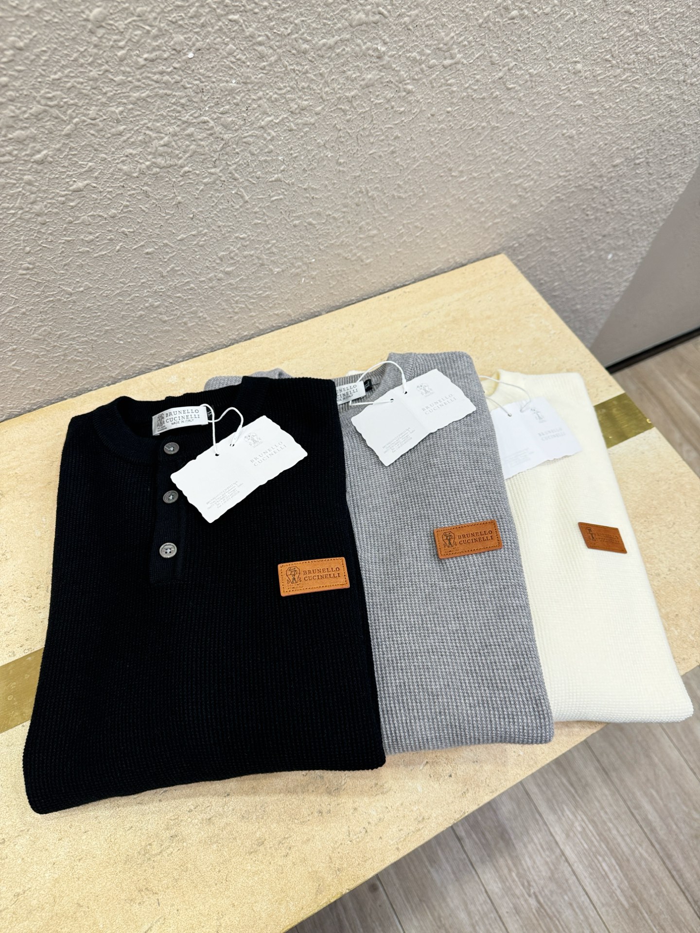 BC布鲁提 2025新款毛衣，胸前logo设计！贸易公司渠道稀出，同步官网发售！秋冬系列经典设计！此款毛