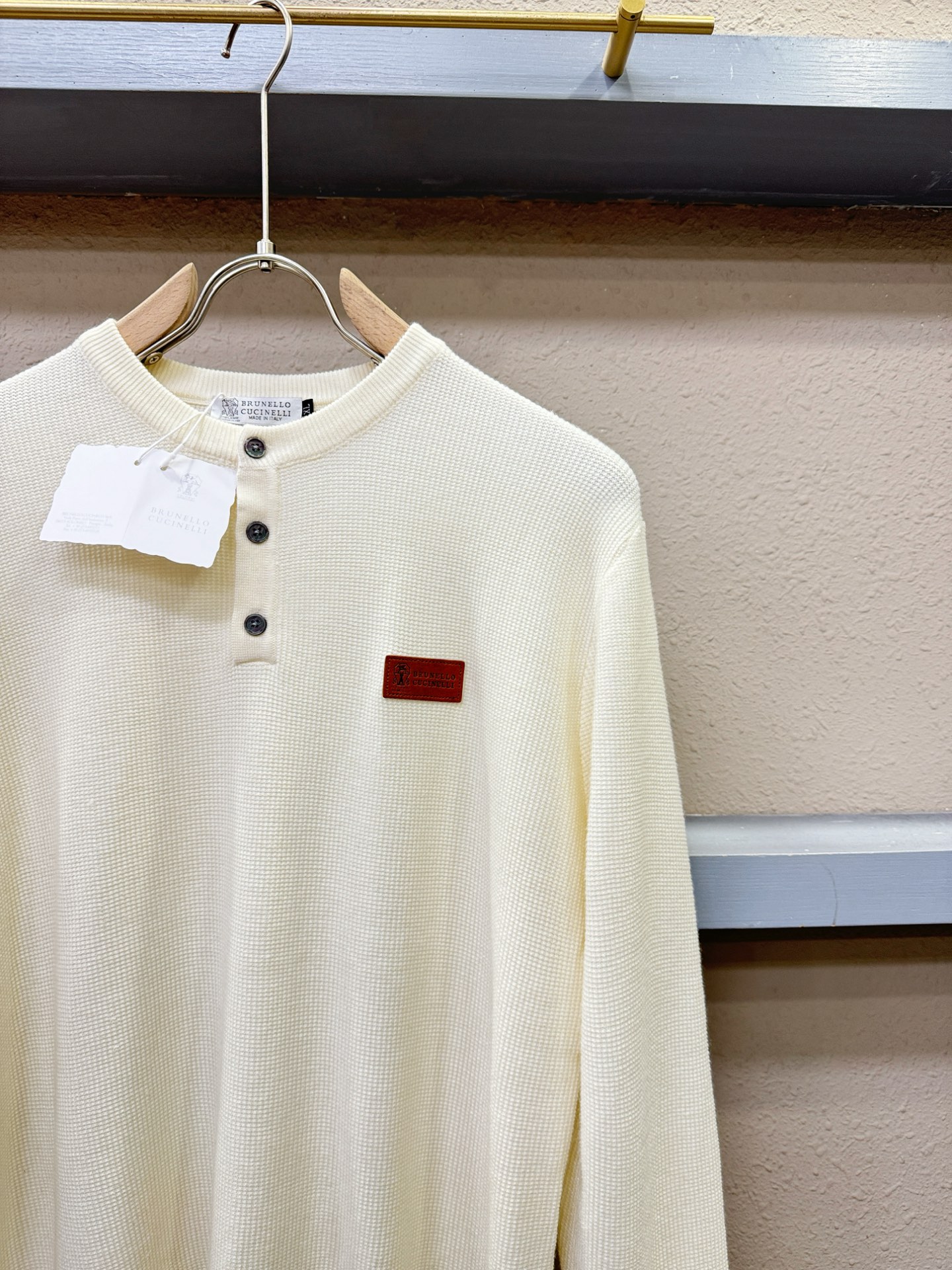 BC布鲁提 2025新款毛衣，胸前logo设计！贸易公司渠道稀出，同步官网发售！秋冬系列经典设计！此款毛