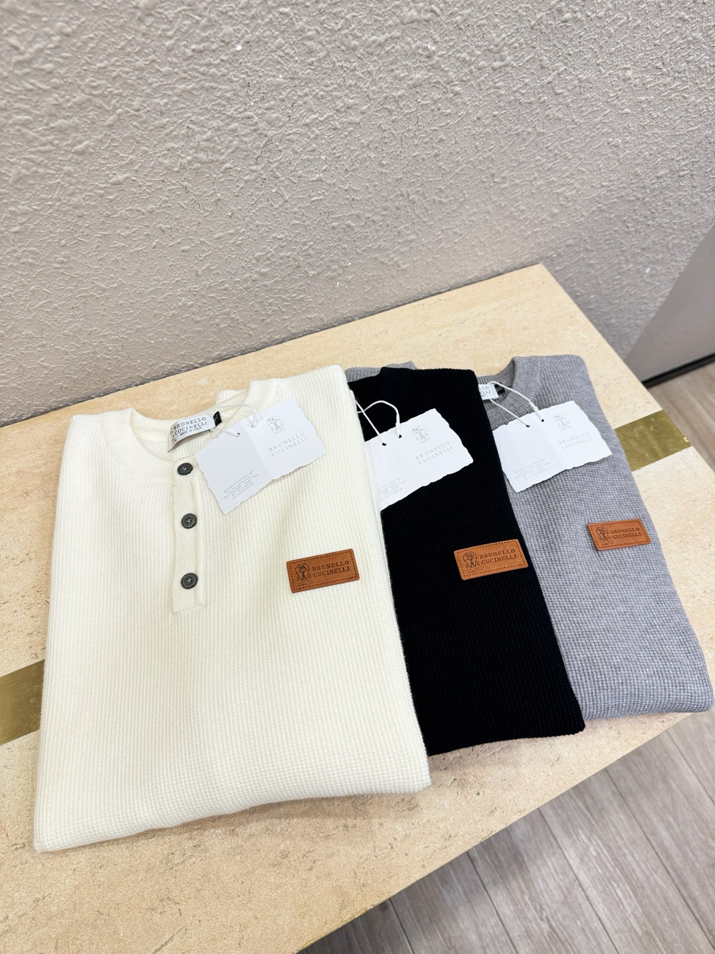 BC布鲁提 2025新款毛衣，胸前logo设计！贸易公司渠道稀出，同步官网发售！秋冬系列经典设计！此款毛