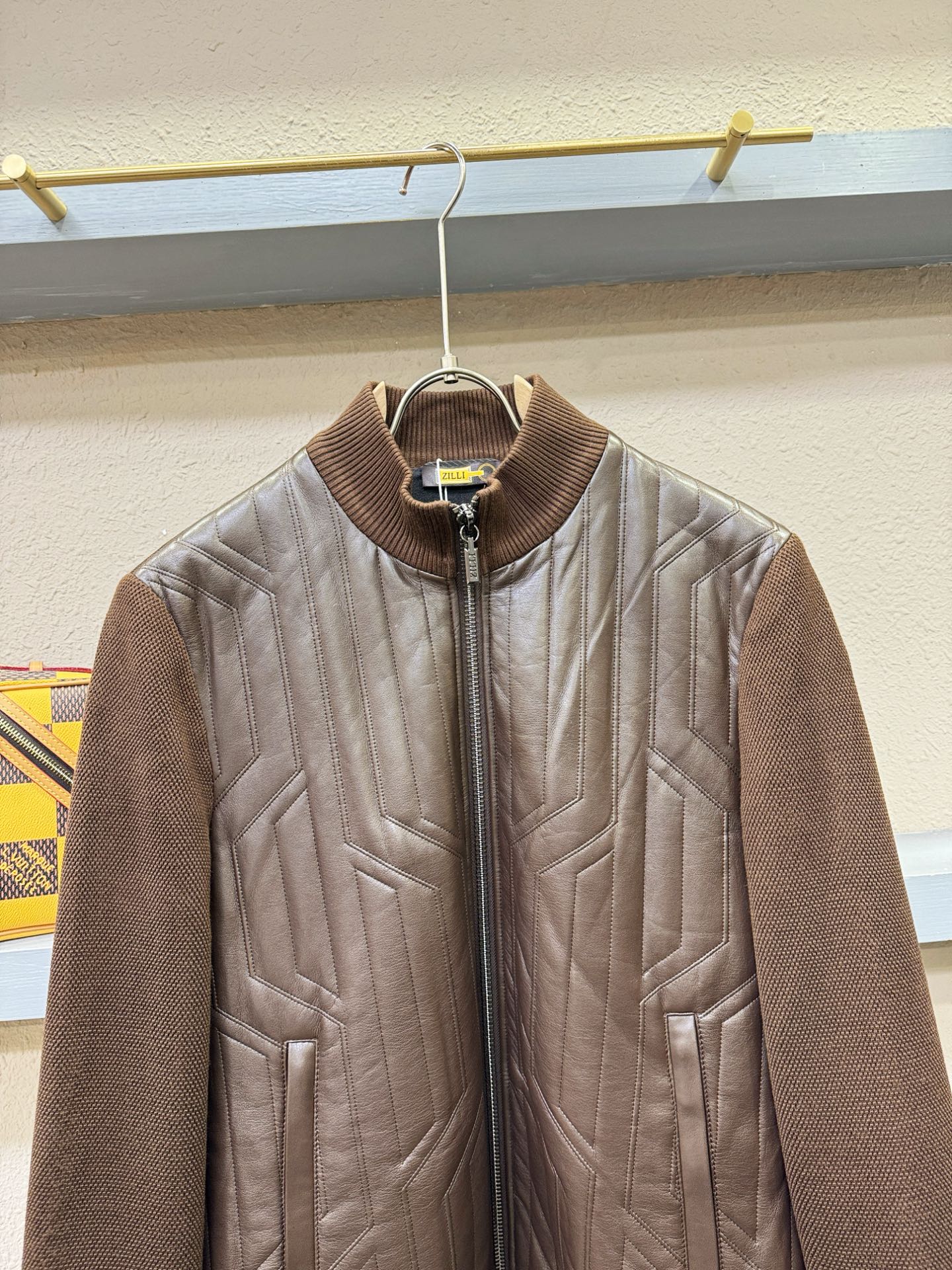 ZILLI 25ss秋冬新款外套，绵羊毛面，真皮拼接设计，超A原单外套！甄选顶级绵羊毛打造、搭配经典Lo