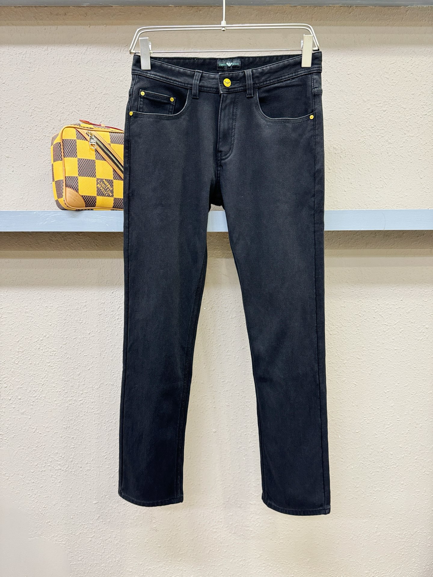 加绒款 Armani 阿玛尼 2025专柜新品，原版牛仔裤 加绒加厚保暖，原版重工打造，品牌经典LOGO