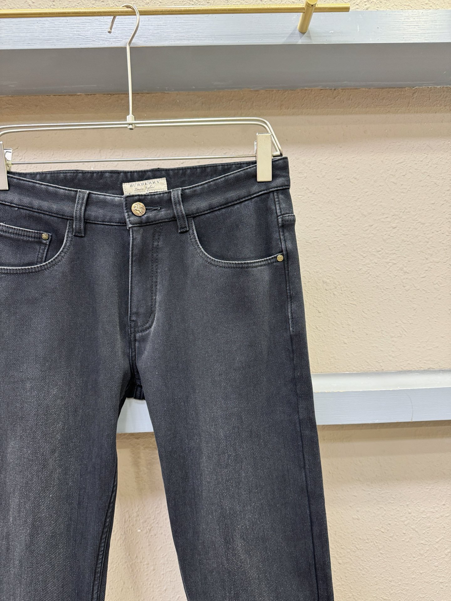 加绒款 BURBERRY巴宝莉 2025专柜新品，原版牛仔裤 加绒加厚保暖，原版重工打造，品牌经典LOG