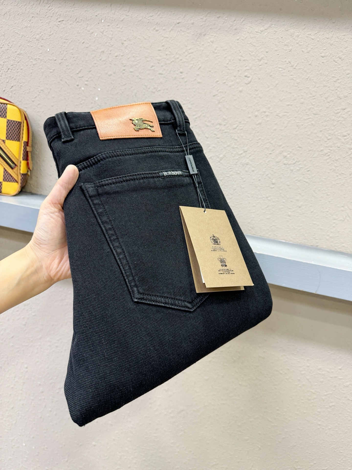 加绒款 BURBERRY巴宝莉 2025专柜新品，原版牛仔裤 加绒加厚保暖，原版重工打造，品牌经典LOG